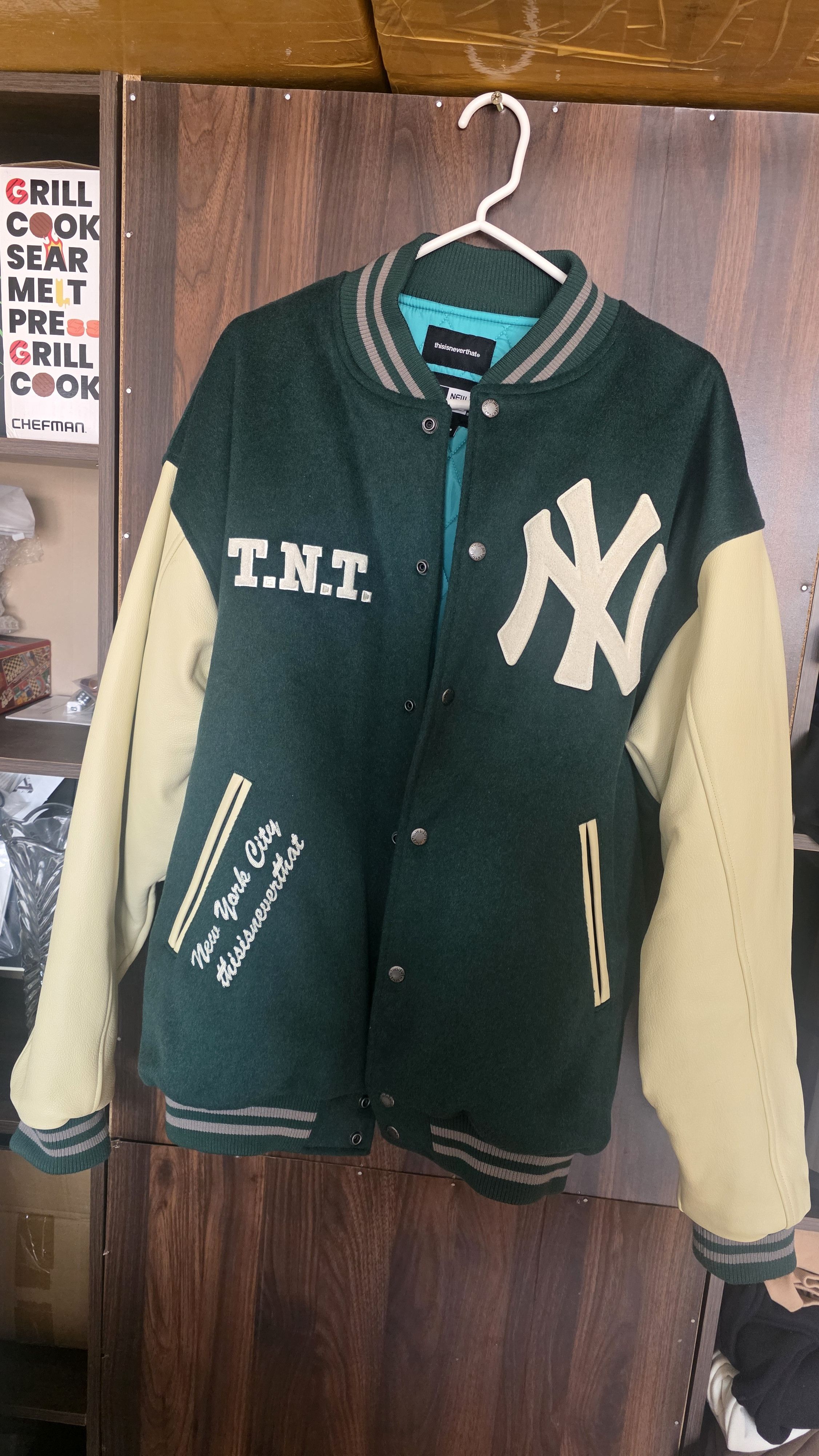 thisisneverthat AP MLB x Thisisneverthat VARSITY JK NEYYAN Dark Green Size US L / EU 52-54 / 3 - 2 Thumbnail