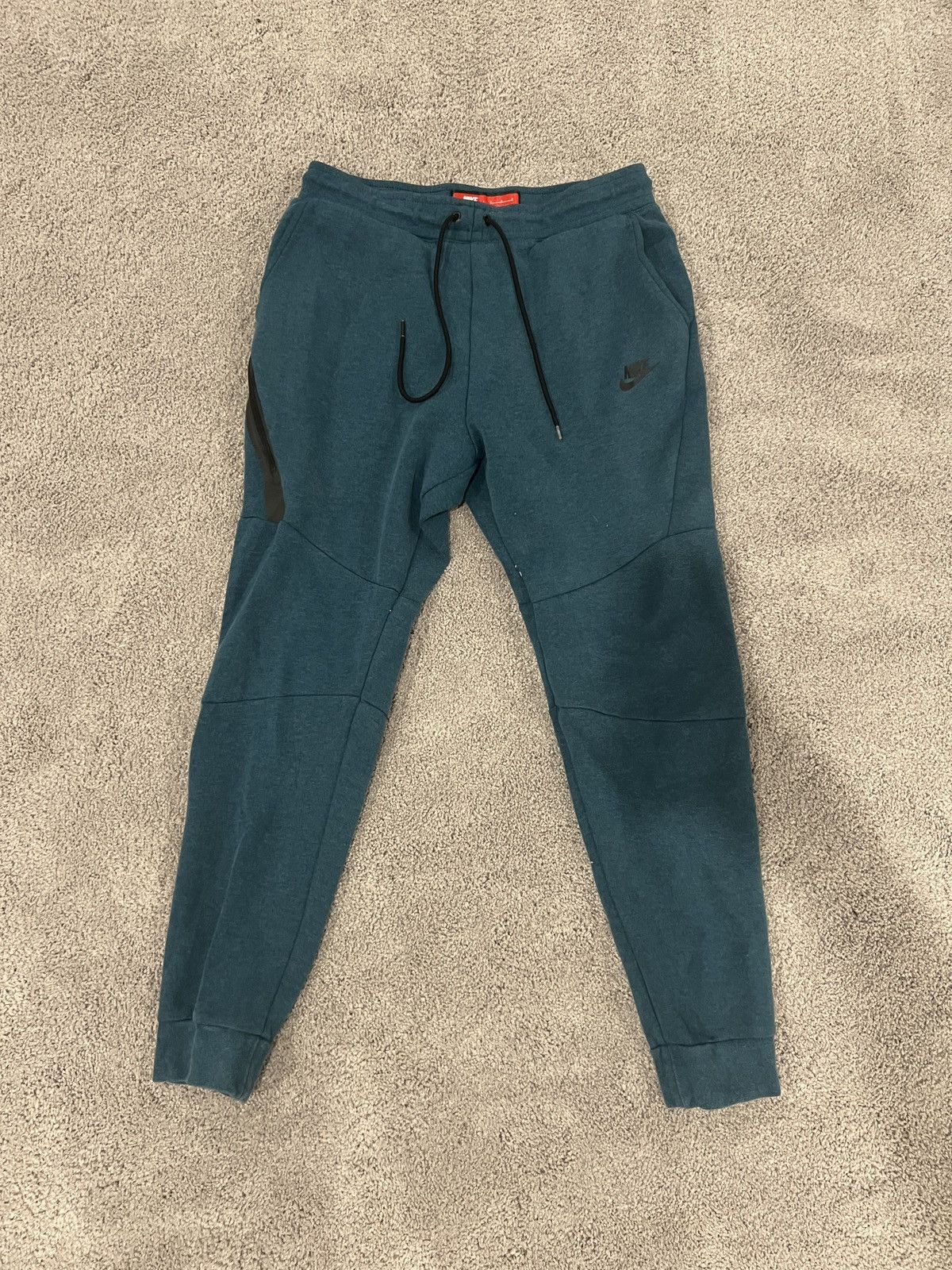 Nike Nike Sportwear Tech Joggers Size US 30 / EU 46 - 1 Preview