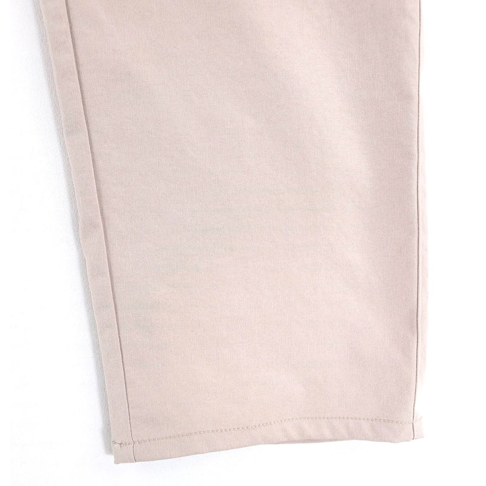 Peter Millar Peter Millar EB66 Pants Beige Mens 41 x 27.5 Chino Regular Mens Pants Beige 41 27.5 Beige Peter Millar EB66 Pants Mens 41 x 27.5 Size US 41 - 2 Thumbnail