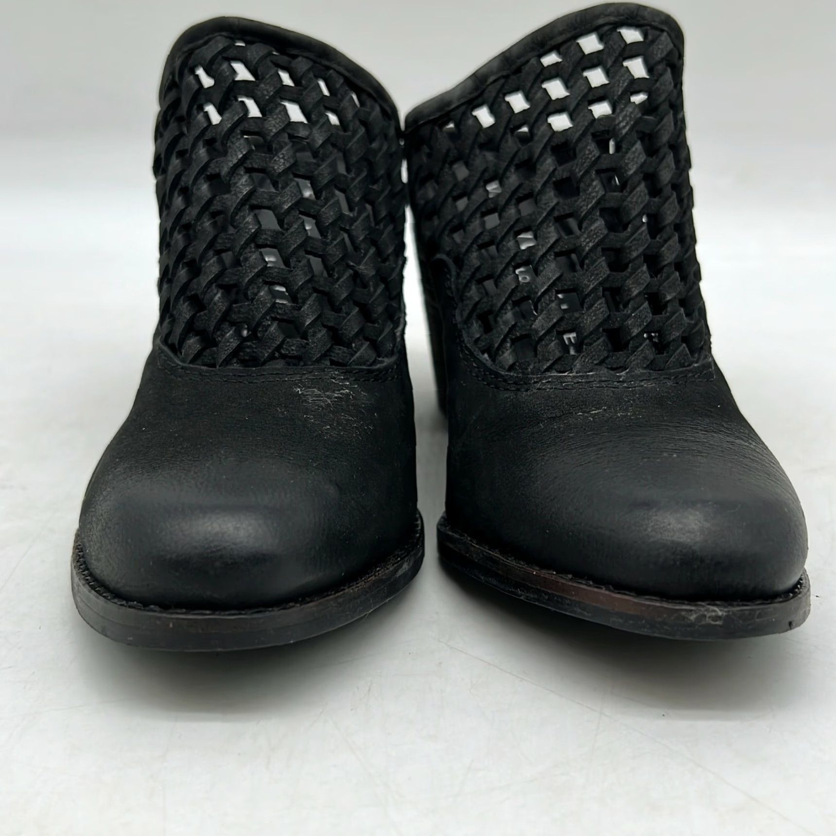 Vintage VINTAGE Very Volatile Los Angeles Women's Leather Block Heel Sandal Size 6 Black Party Size US 6 / IT 36 - 4 Thumbnail