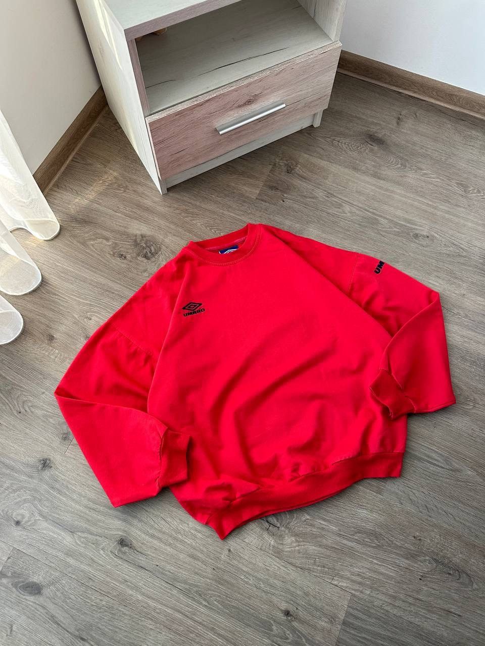 Umbro × Vintage Vintage Umbro Red Sportswear Big Logo Sweatshirt Size US XL / EU 56 / 4 - 3 Thumbnail