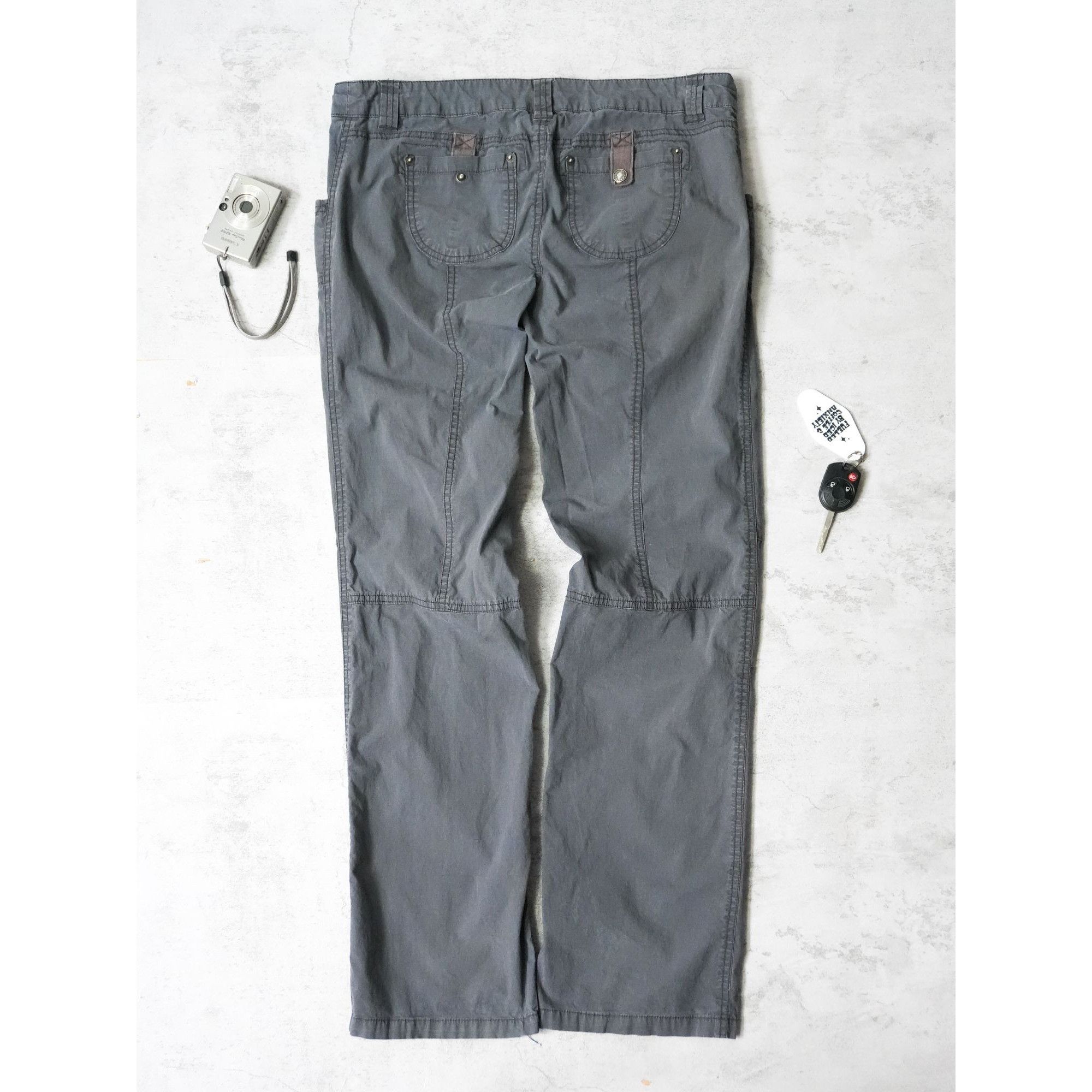 Other Y2k Gray Low Rise Cargo Pants Size US 34 / EU 50 - 2 Thumbnail