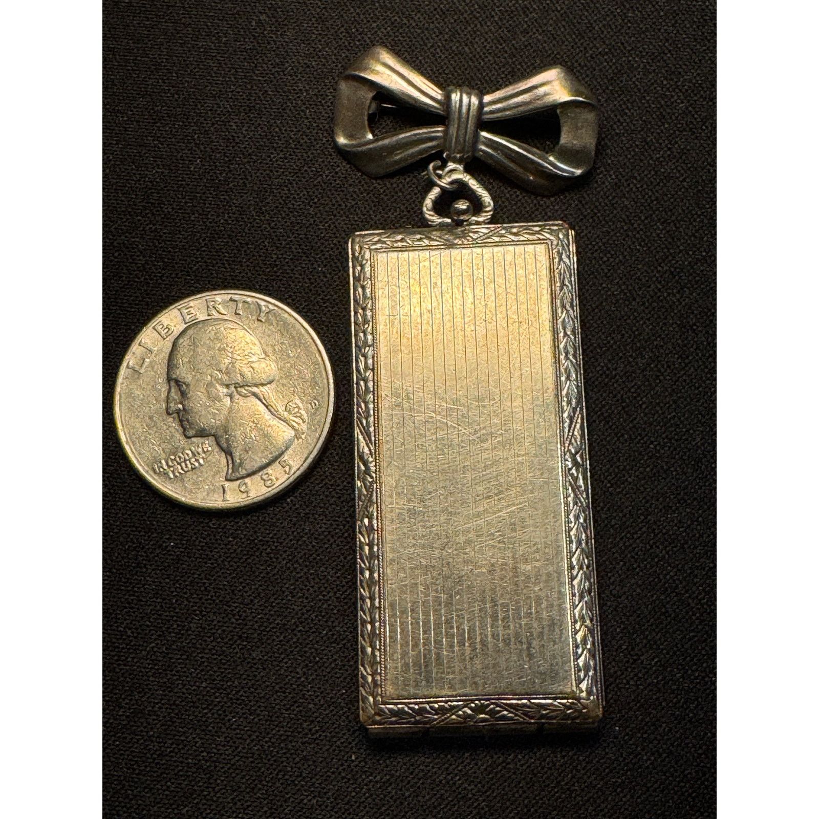 Other Antique Locket Bow Shaped Pin Silver Tone Opens Engraved JM Size ONE SIZE - 3 Thumbnail