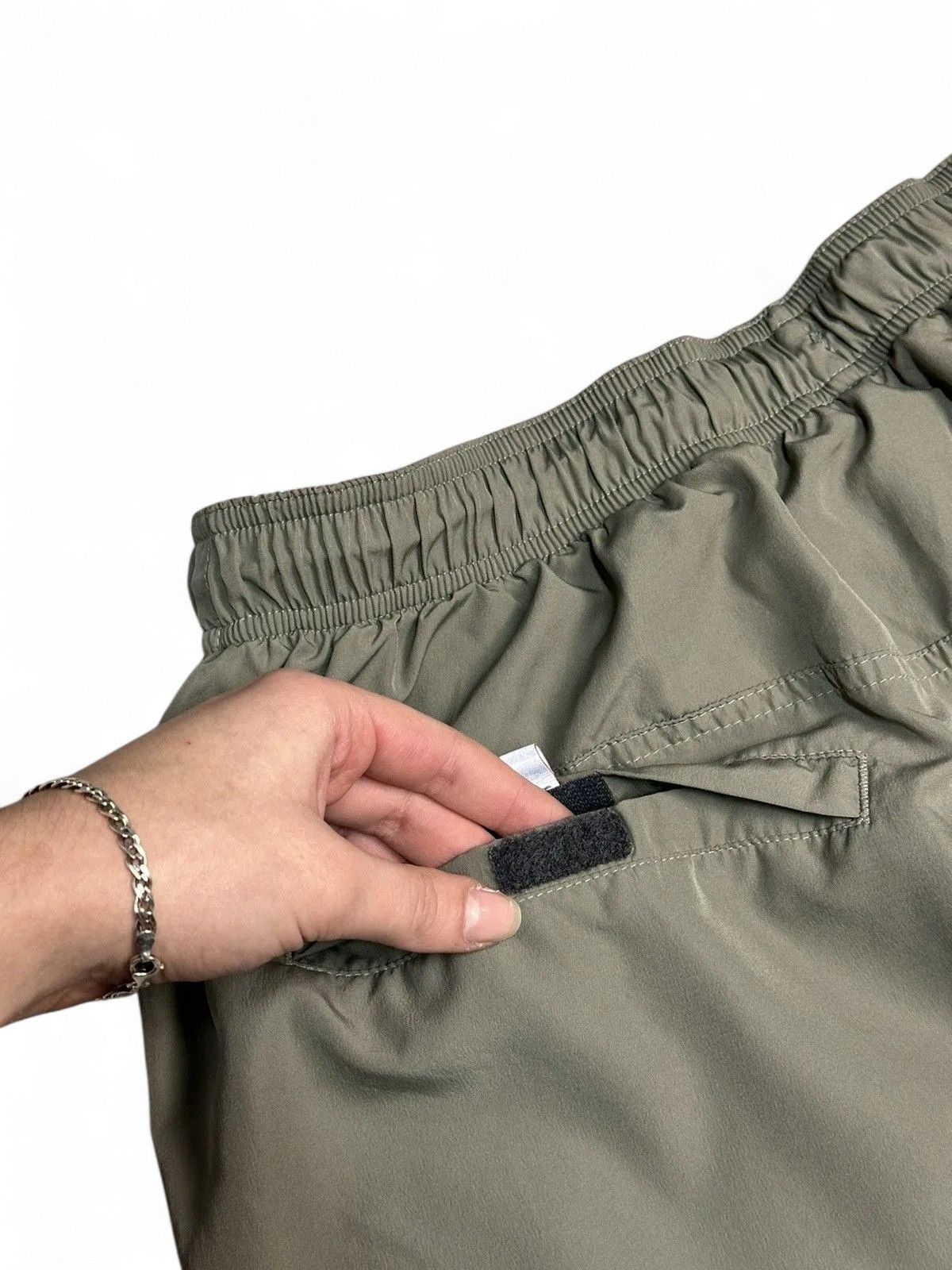 Nike ACG Nike Vintage Green Baggy Track Pants Y2K Streetwear Style Size US 34 / EU 50 - 16 Thumbnail