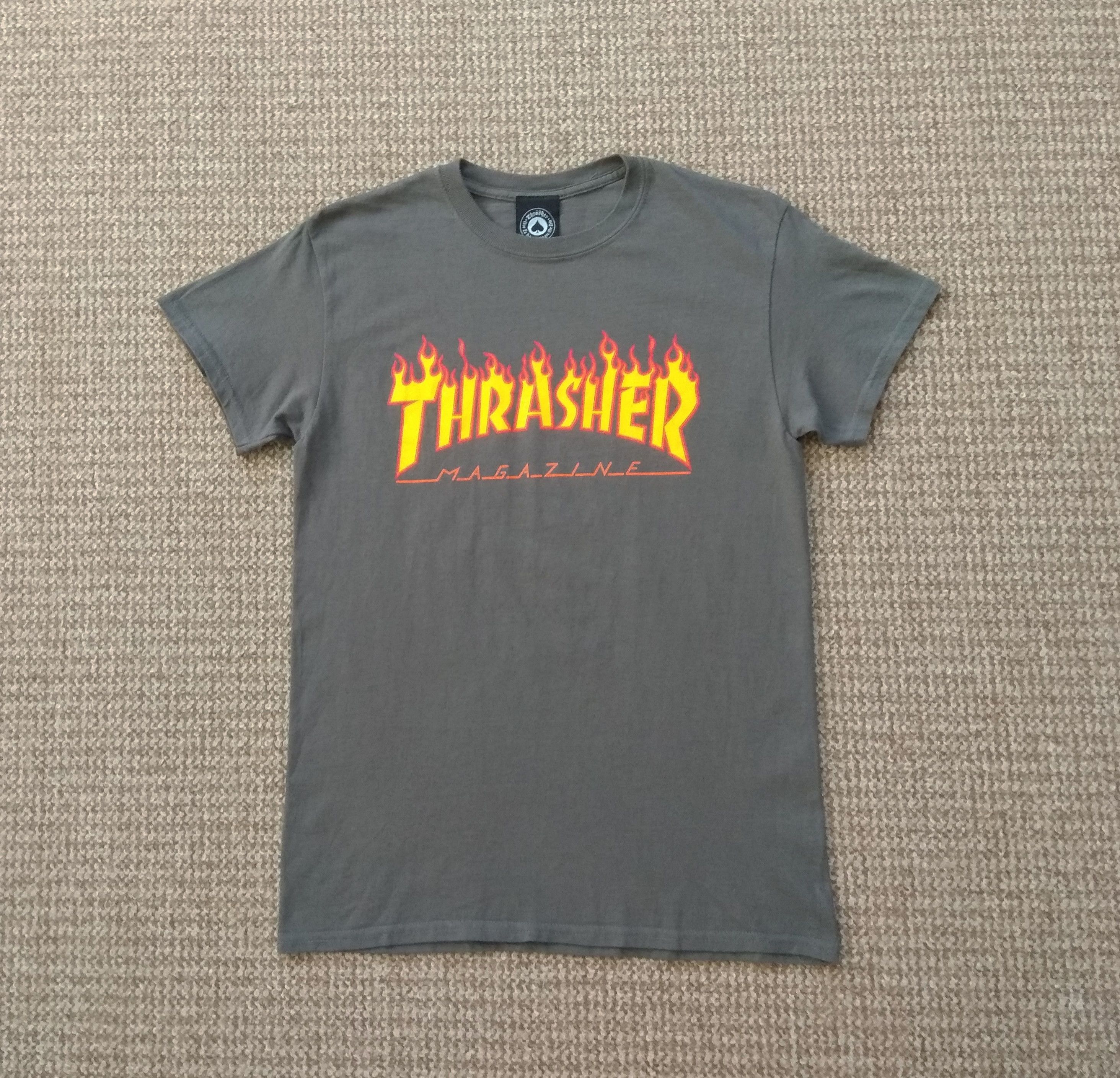 Thrasher Vintage Y2K Thrasher Magazine Skateboarding Tee T Shirt Size US S / EU 44-46 / 1 - 1 Thumbnail