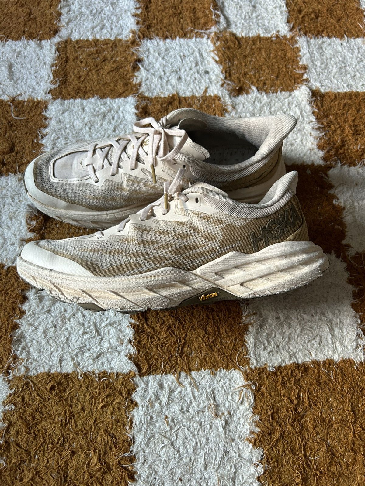 Hoka Hoka Speedgoat 5 Trailrunner | Vanilla Wheat Size US 10 / EU 43 - 3 Thumbnail