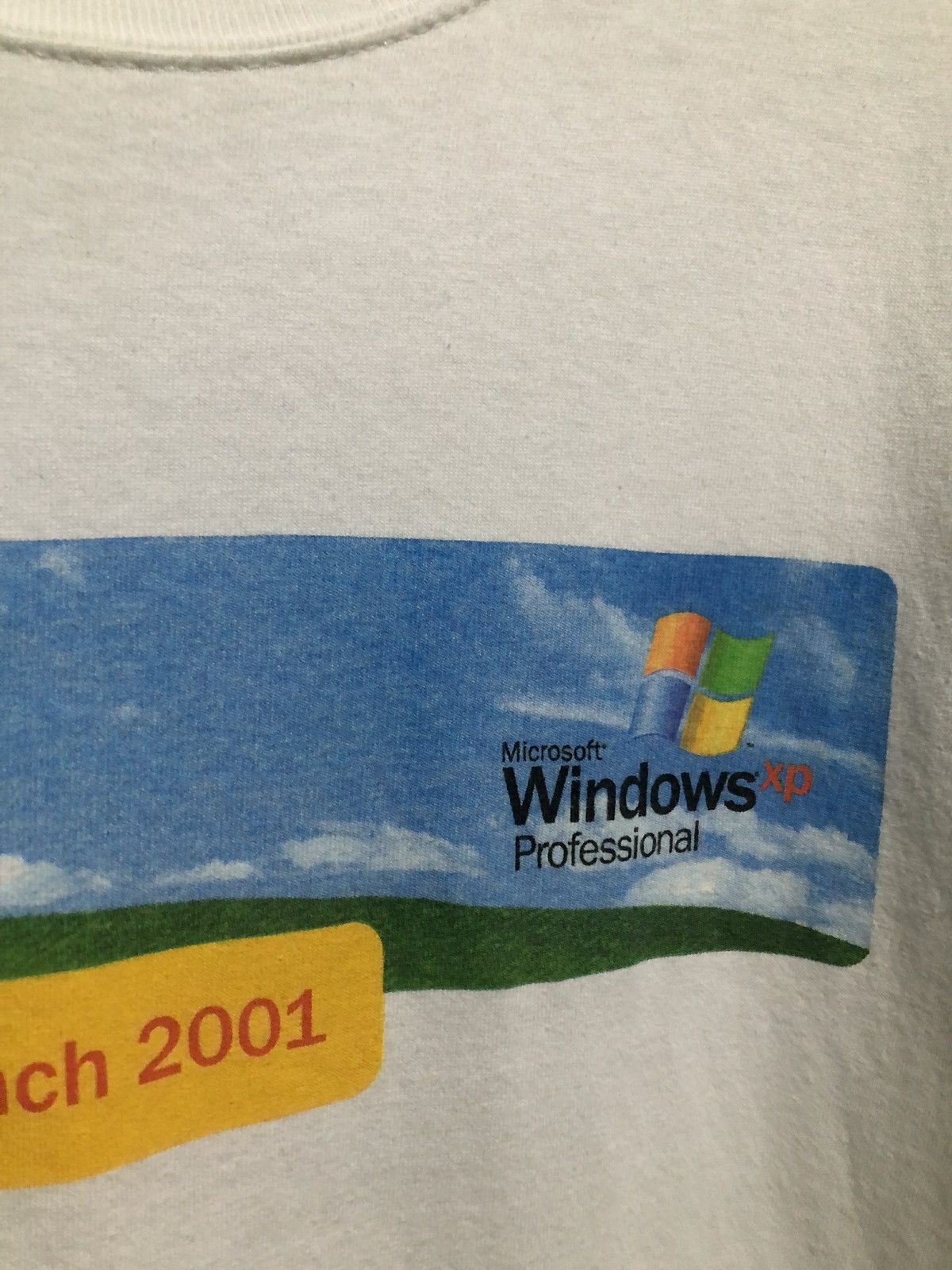 Microsoft 2001 Microsoft Windows XP Launch T-Shirt Size US XL / EU 56 / 4 - 3 Thumbnail