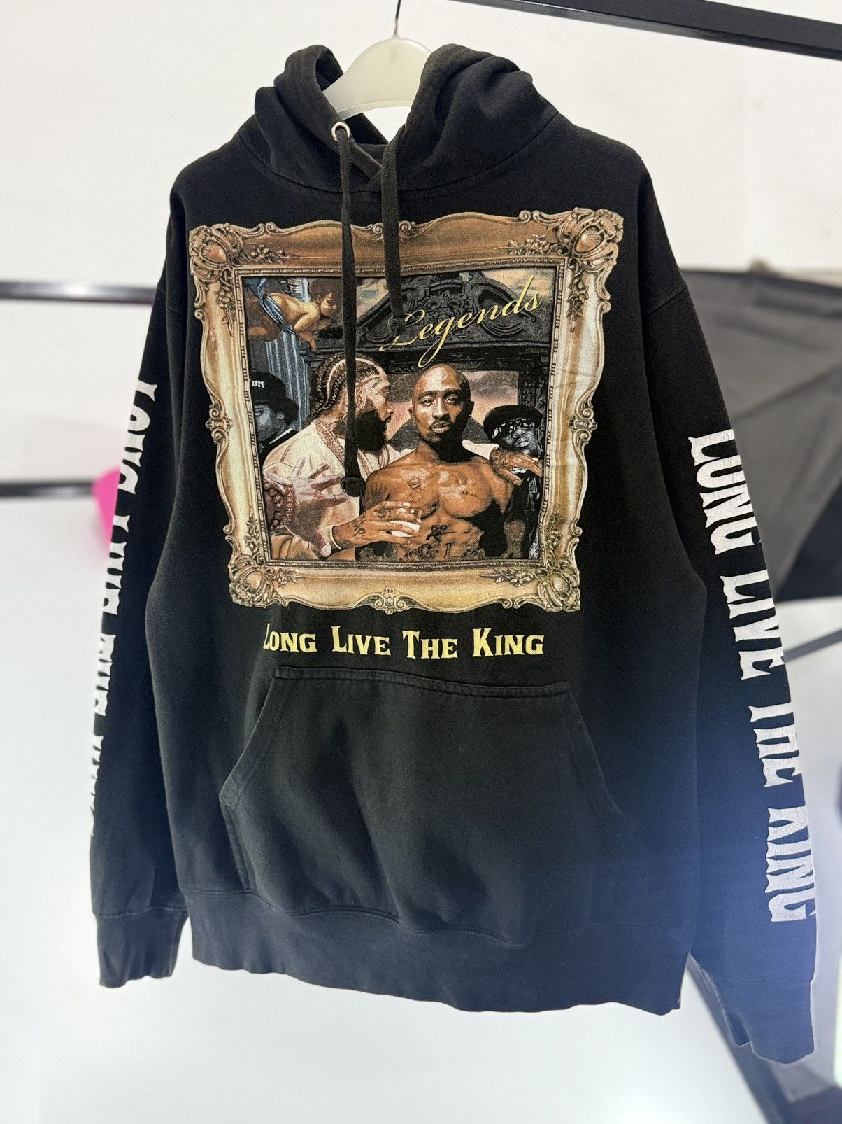 Band Tees 🔥 Lagendary Rappers Long Live the King Tupac Shakur Hoodie Size US M / EU 48-50 / 2 - 14 Thumbnail