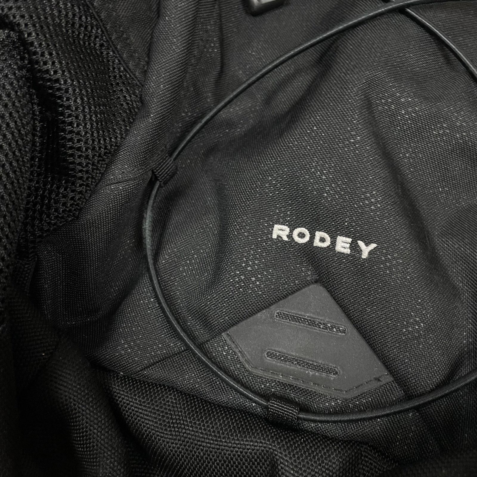 The North Face The North Face Rodey Men's Black Classic Bungee Backpack Bag Size ONE SIZE - 3 Thumbnail