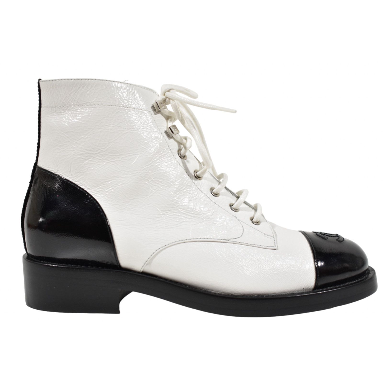 Chanel Chanel 21P White Black Crumpled Shiny CC Combat Lace Up Size US 10 / IT 40 - 1 Thumbnail