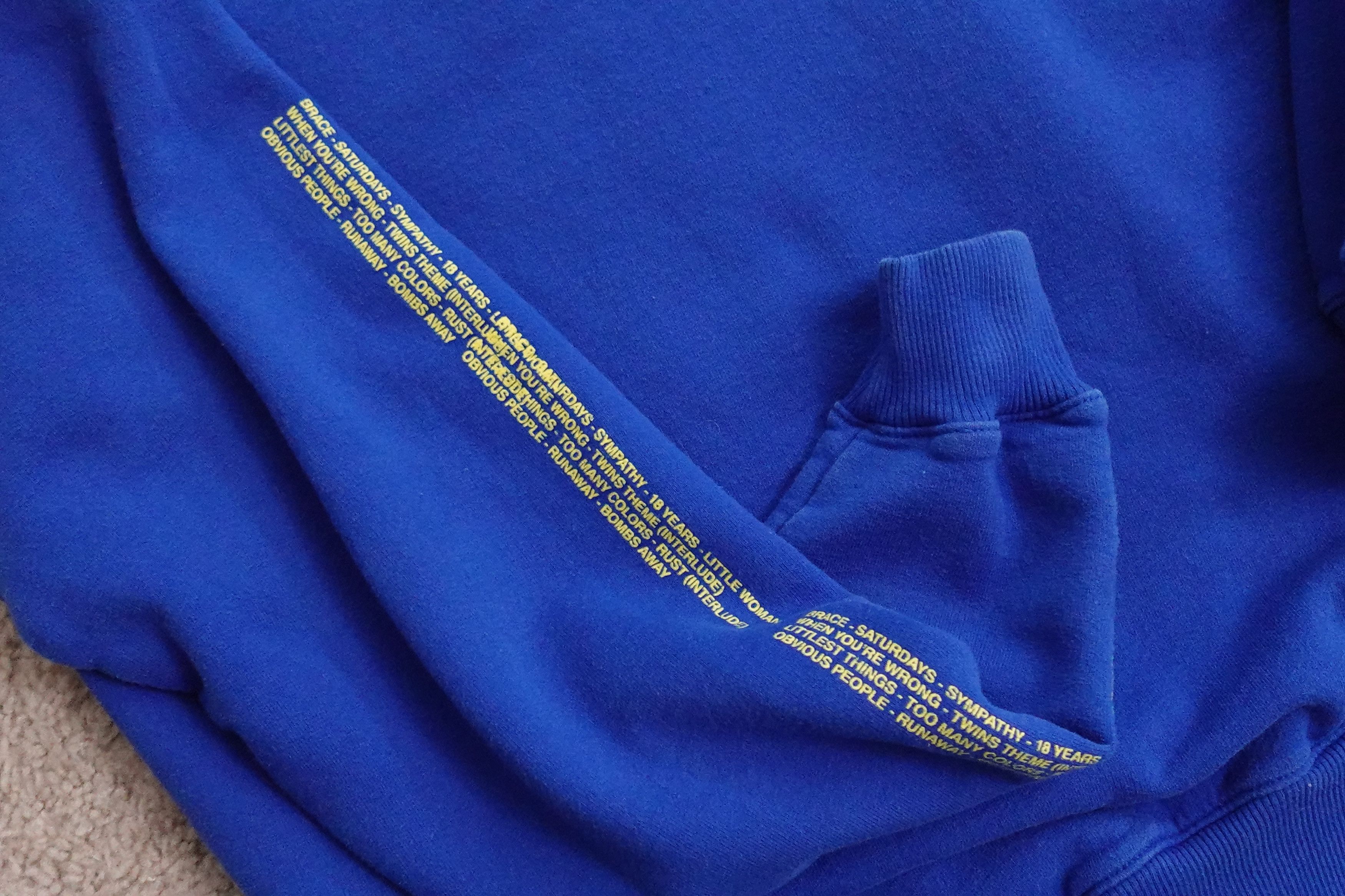 Champion Small - Twin Shadow Men's Champion Blue Sweatshirt Caer Tour Size US S / EU 44-46 / 1 - 10 Thumbnail