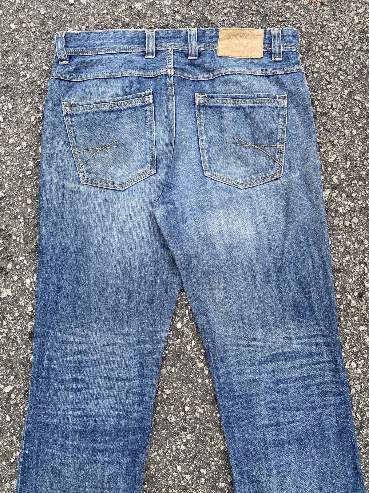 Japanese Brand × Tornado Mart Red Hearing Bootcut Blue Washed Distressed Denim Size US 34 / EU 50 - 9 Thumbnail