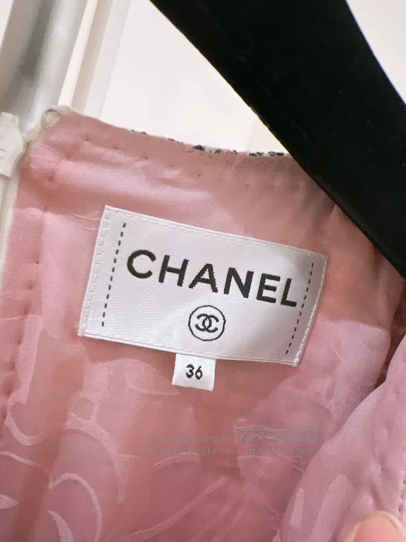 Chanel Chanel 17 colourful knitted dress Xiaoxiang V-neck fur-edg Size XS / US 0-2 / IT 36-38 - 7 Thumbnail