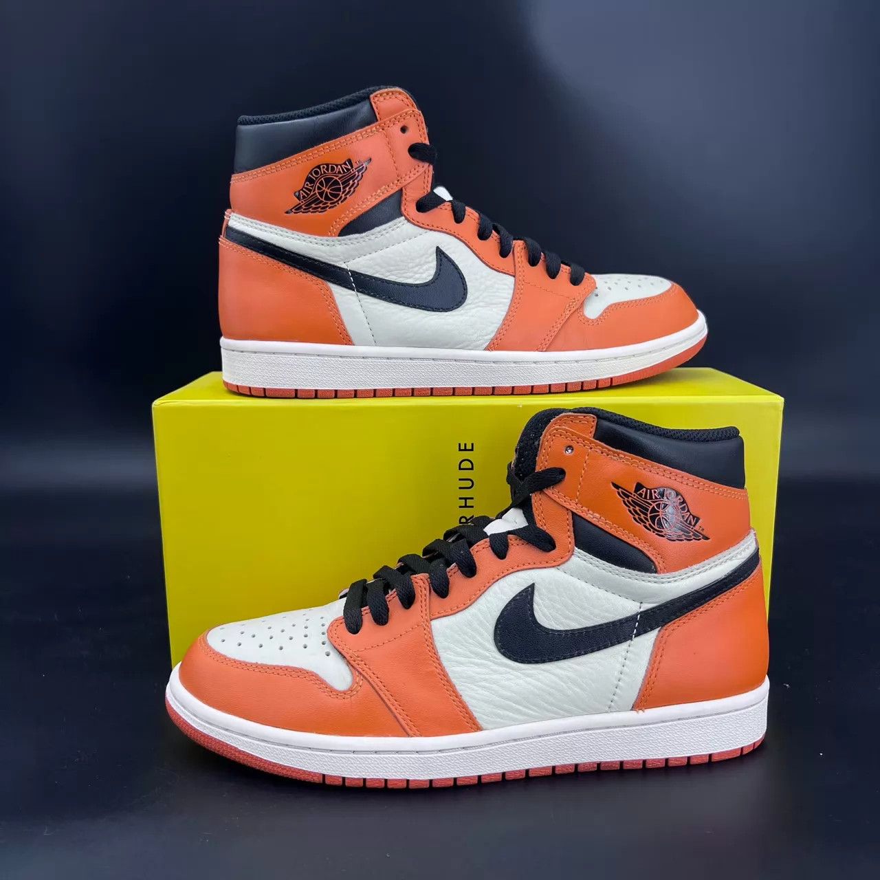Nike AJ1 White/Orange Cracked 41 OG Box 1Worn Size US 8 / EU 41 - 7 Thumbnail