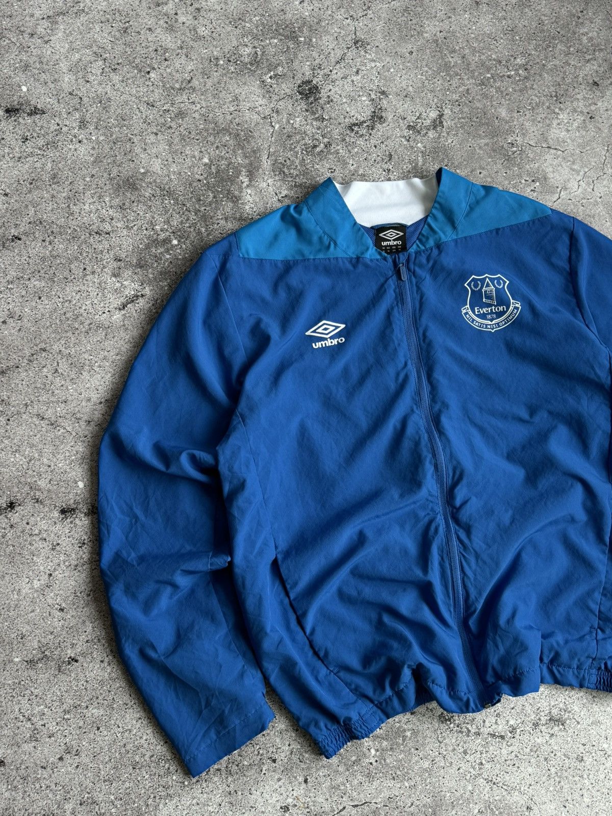 Umbro × Vintage Vintage Umbro Everton nylon jacket Size US XL / EU 56 / 4 - 4 Thumbnail