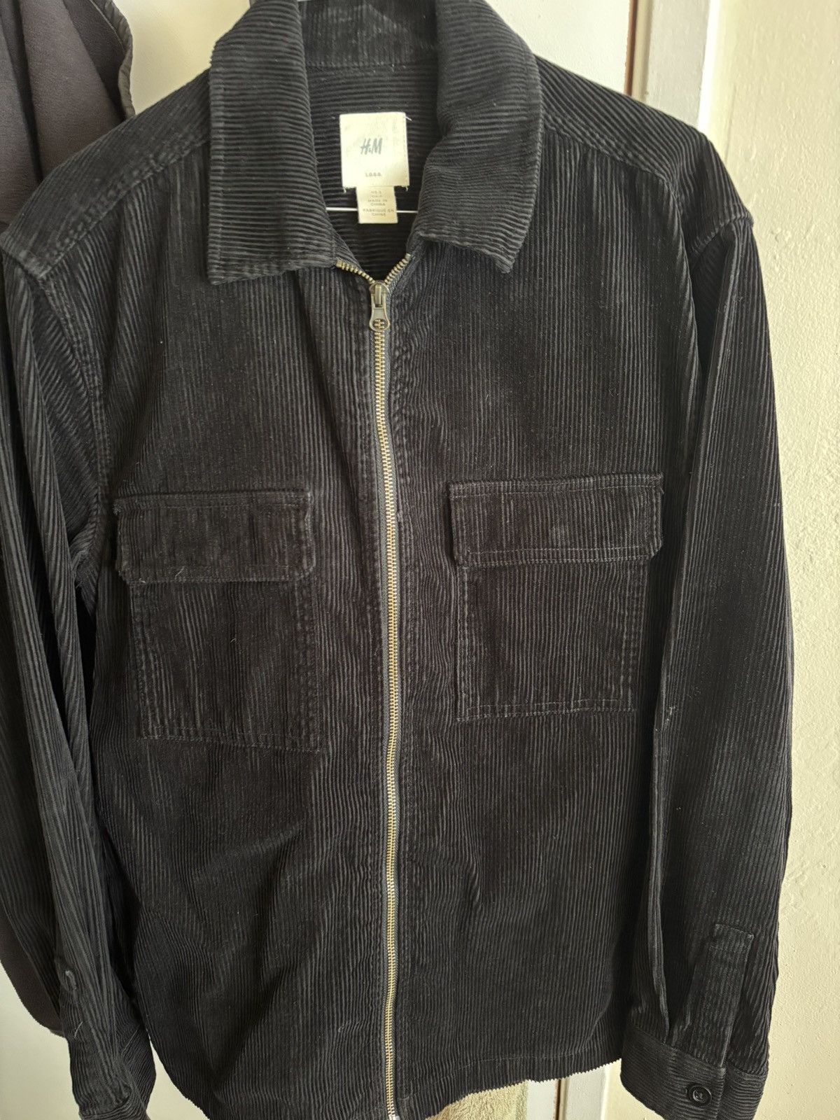 H&M Solid black Corduroy zip up jacket Size US M / EU 48-50 / 2 - 1 Thumbnail