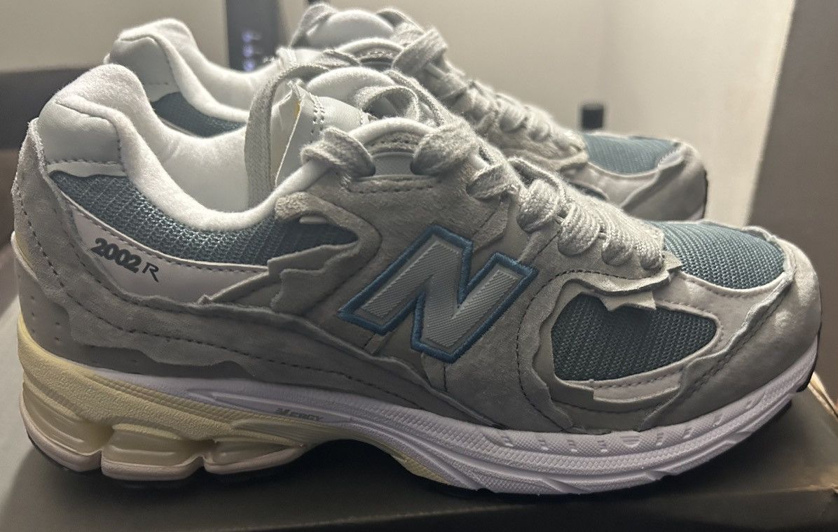 New Balance New Balance 2002r Mirage Gray Size US 7 / EU 40 - 1 Thumbnail