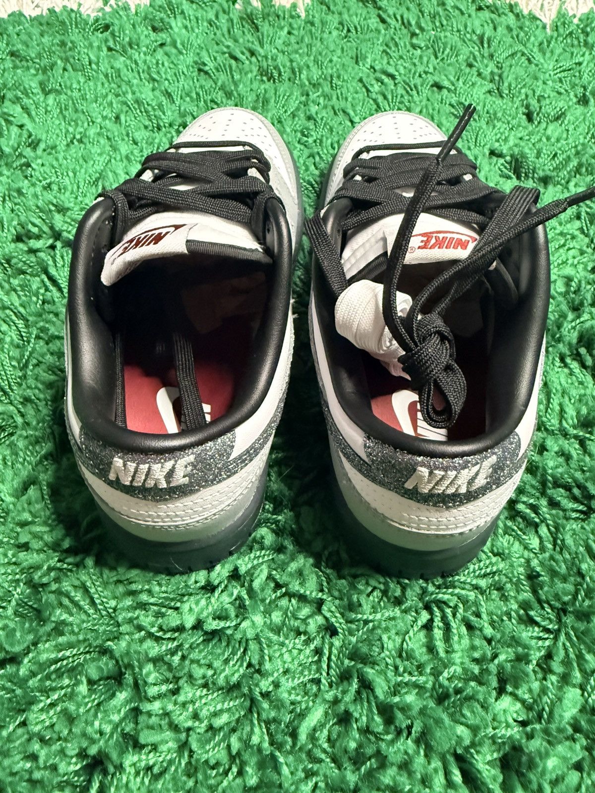 Nike Nike Dunk Low Women's size 6.5 Glitter Swoosh Size US 6.5 / IT 36.5 - 5 Thumbnail