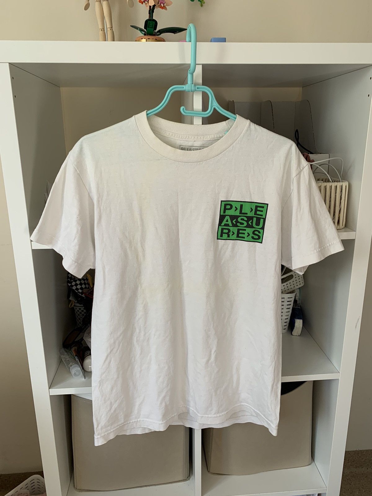 Pleasures Vintage Pleasures Big Logo T-shirt Y2K M Size US M / EU 48-50 / 2 - 2 Thumbnail