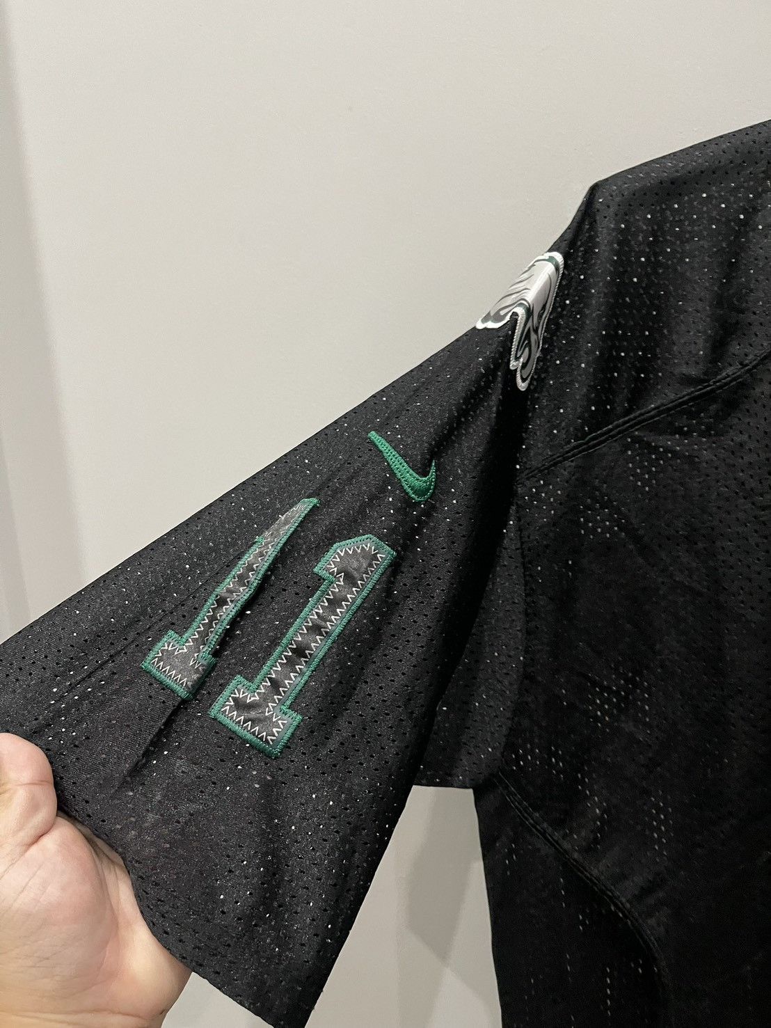 Nike Philadelphia Eagles Carson Wentz #11 Black Elite Jersey Size US M / EU 48-50 / 2 - 5 Thumbnail