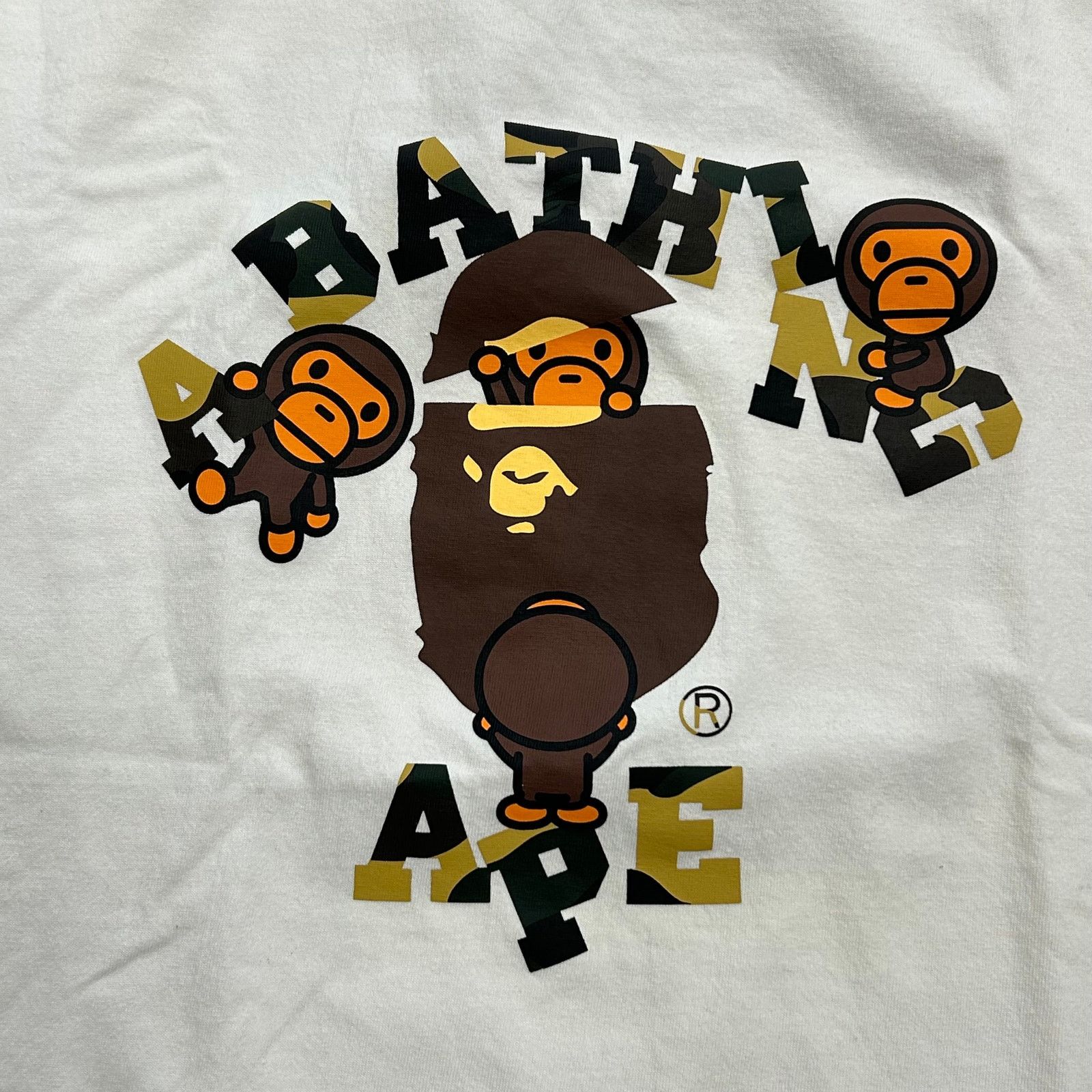 Bape BAPE A Bathing Ape Camo College Milo Tee White/Green size XL Size US XL / EU 56 / 4 - 2 Thumbnail