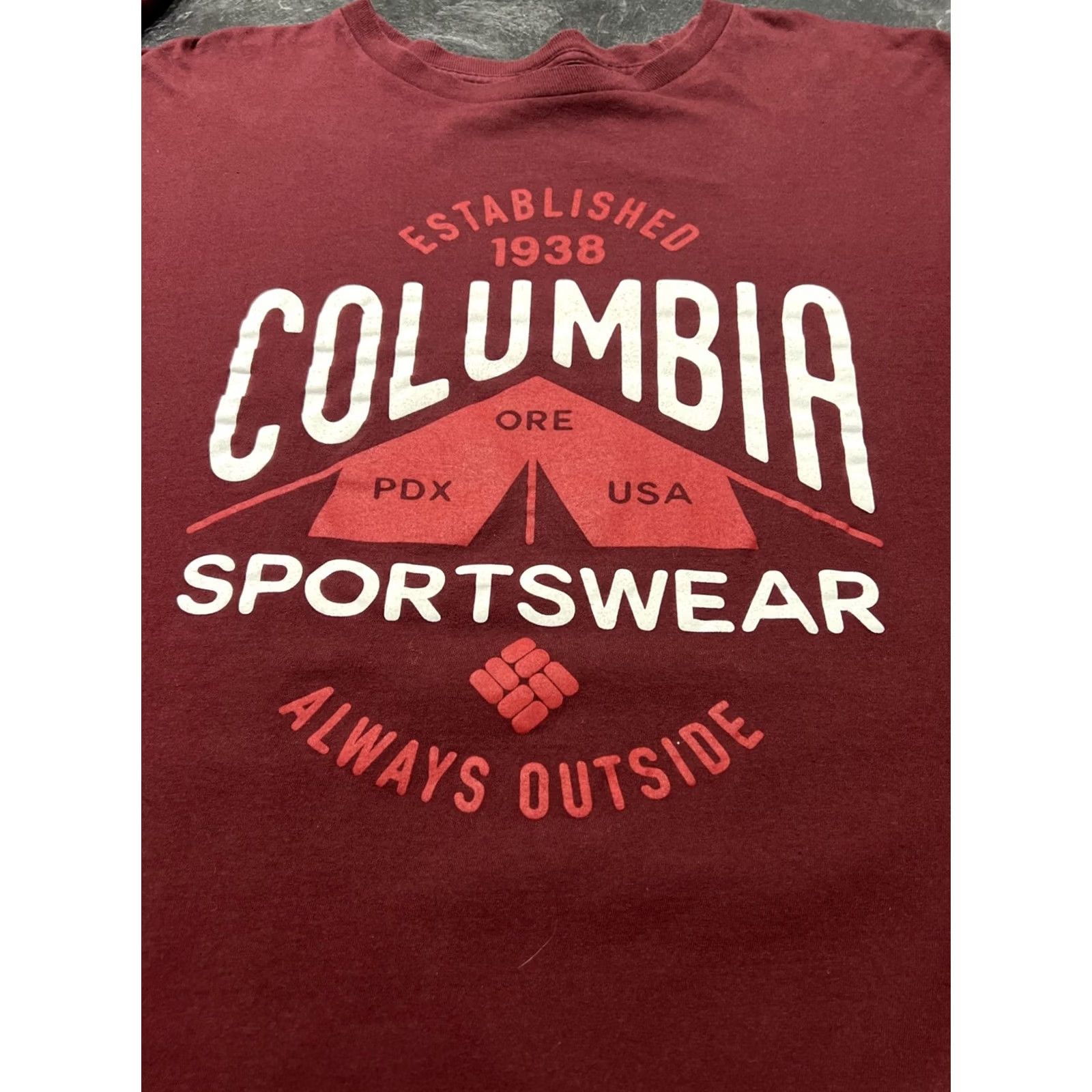 Spell Columbia Mens Graphic T-Shirt Long Sleeve Crew Neck XL Red Jersey Cotton Logo Size US XL / EU 56 / 4 - 2 Thumbnail