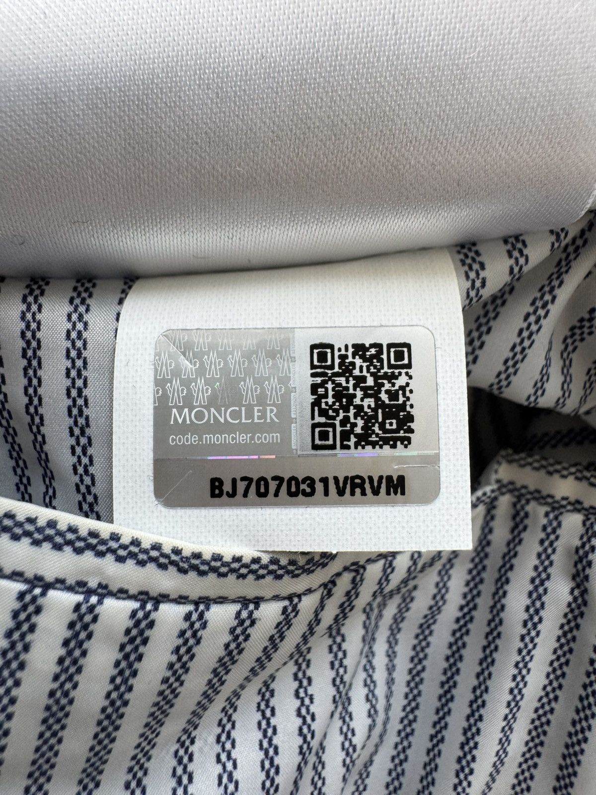 Moncler Gamme Bleu × Thom Browne Limited Edition Down Blazer by Thom Brown for Moncler Size US M / EU 48-50 / 2 - 24 Thumbnail