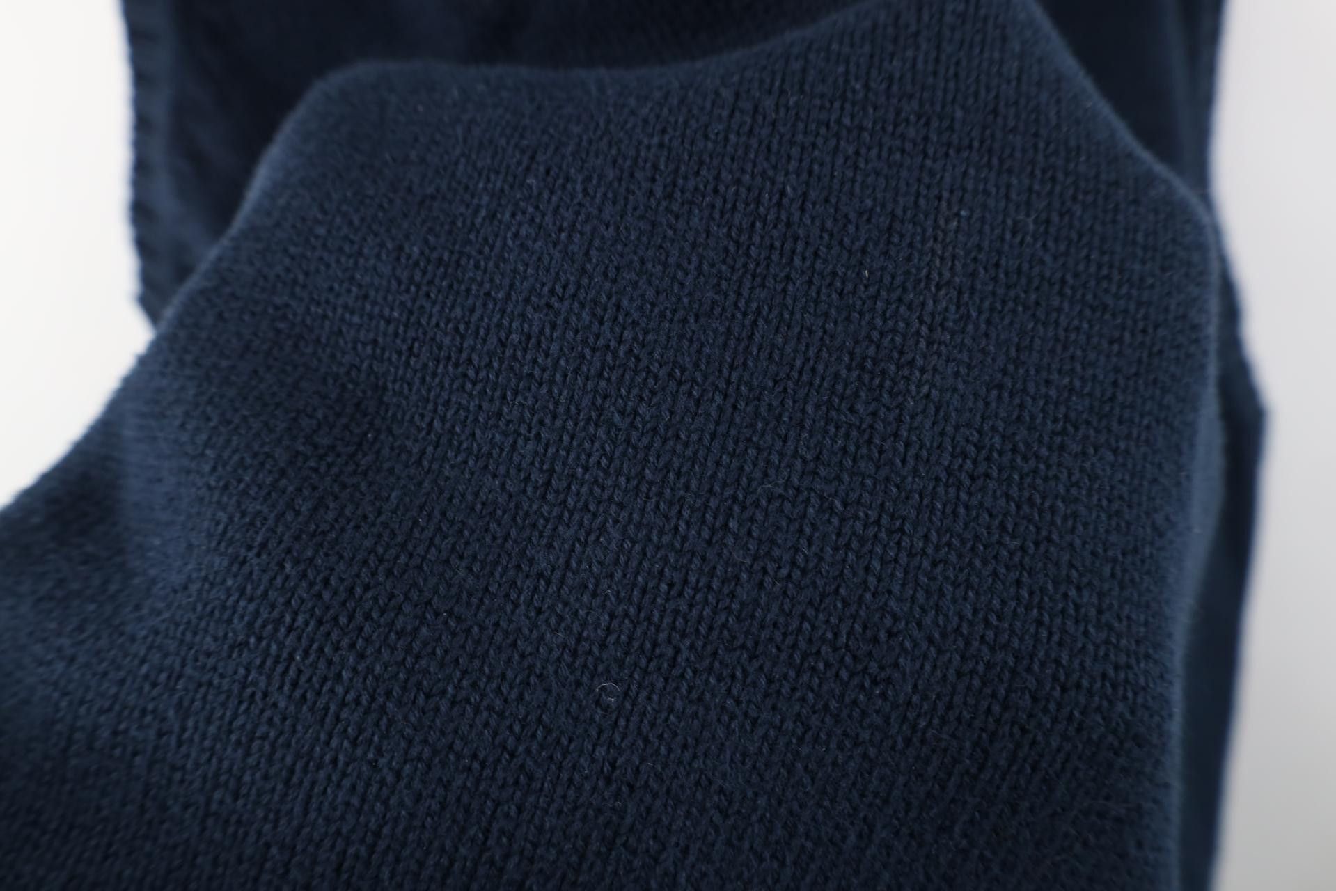 L.L. Bean Vintage 90s LL Bean Cotton Knit V-Neck Sweater Vest Blue Size US XXL / EU 58 / 5 - 5 Thumbnail