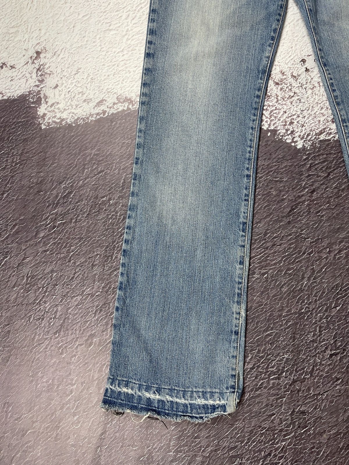 Dolce & Gabbana Dolce & Gabbana vintage big painted logo distressed denim Size US 32 / EU 48 - 4 Thumbnail