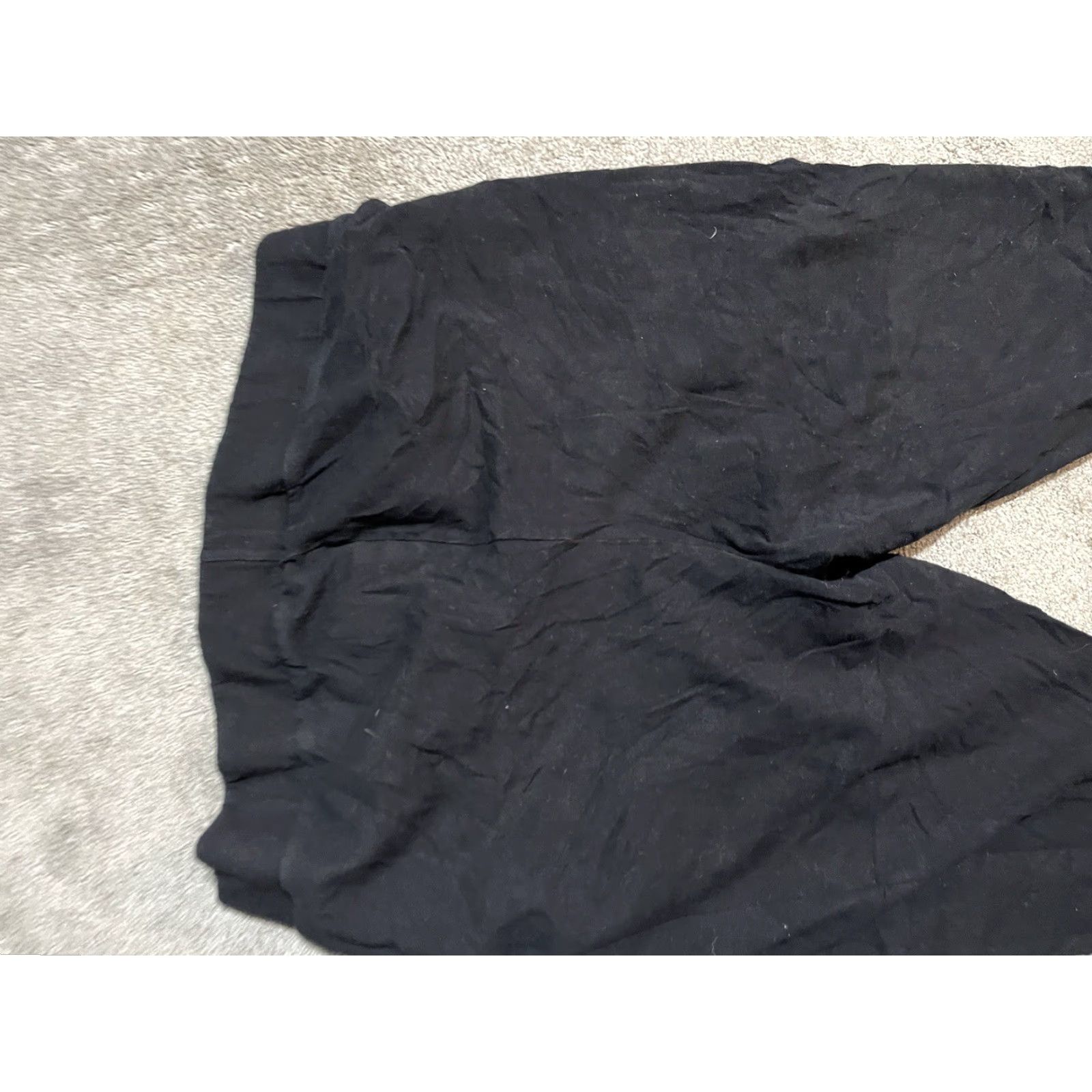 Torrid TORRID Plus Size 4X Black Capri Leggings Ankle Workout WOMENS Size 40" / US 18 - 4 Thumbnail
