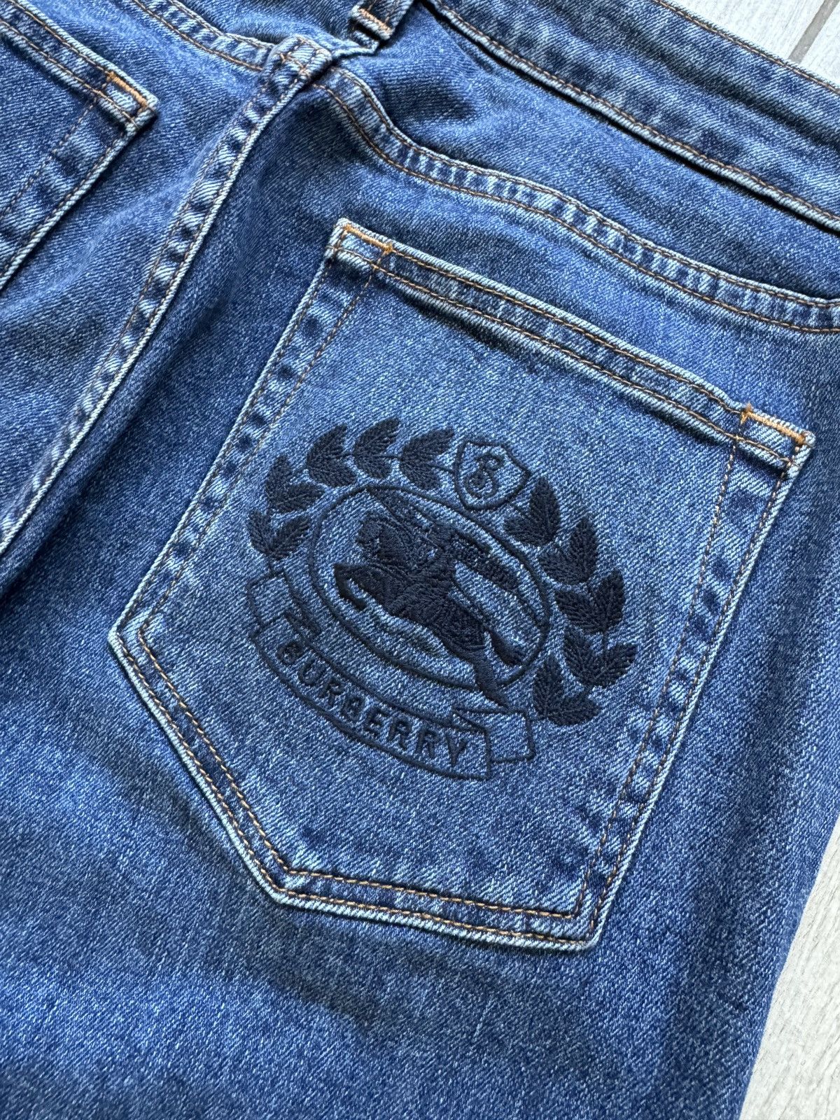Burberry Burberry London big logo slim fit jeans (28) Size US 28 / EU 44 - 4 Thumbnail