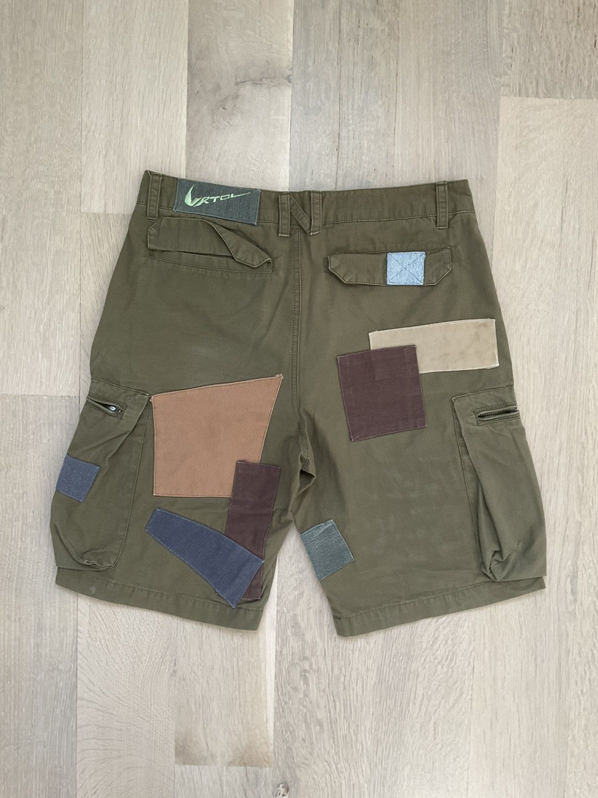 Nike Nike x Vertical Studios Patchwork Cargo Shorts Olive Custom Size US 30 / EU 46 - 2 Thumbnail