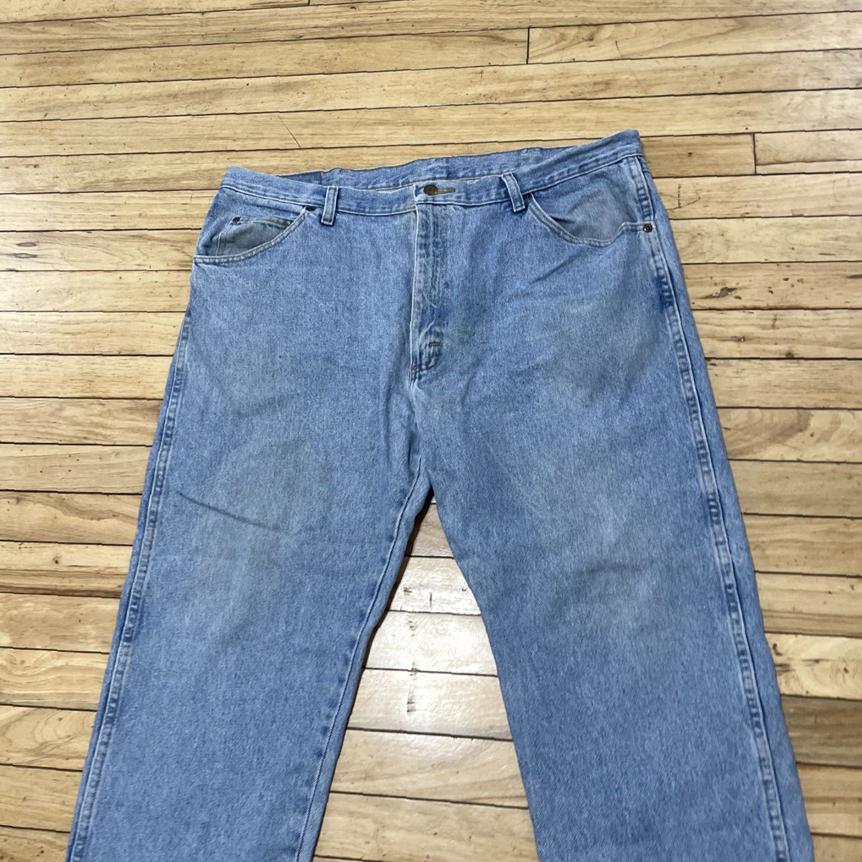 Wrangler Wrangler Jeans Men 40x30 Workwear Light Blue Wash Denim Western Classic Straight Jeans Championship? Size US 40 / EU 56 - 4 Thumbnail