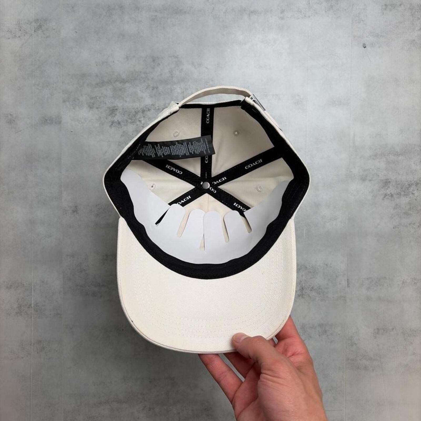 Coach Y2K Beige Coach Simple Logo Baseball Cap Size ONE SIZE - 4 Thumbnail