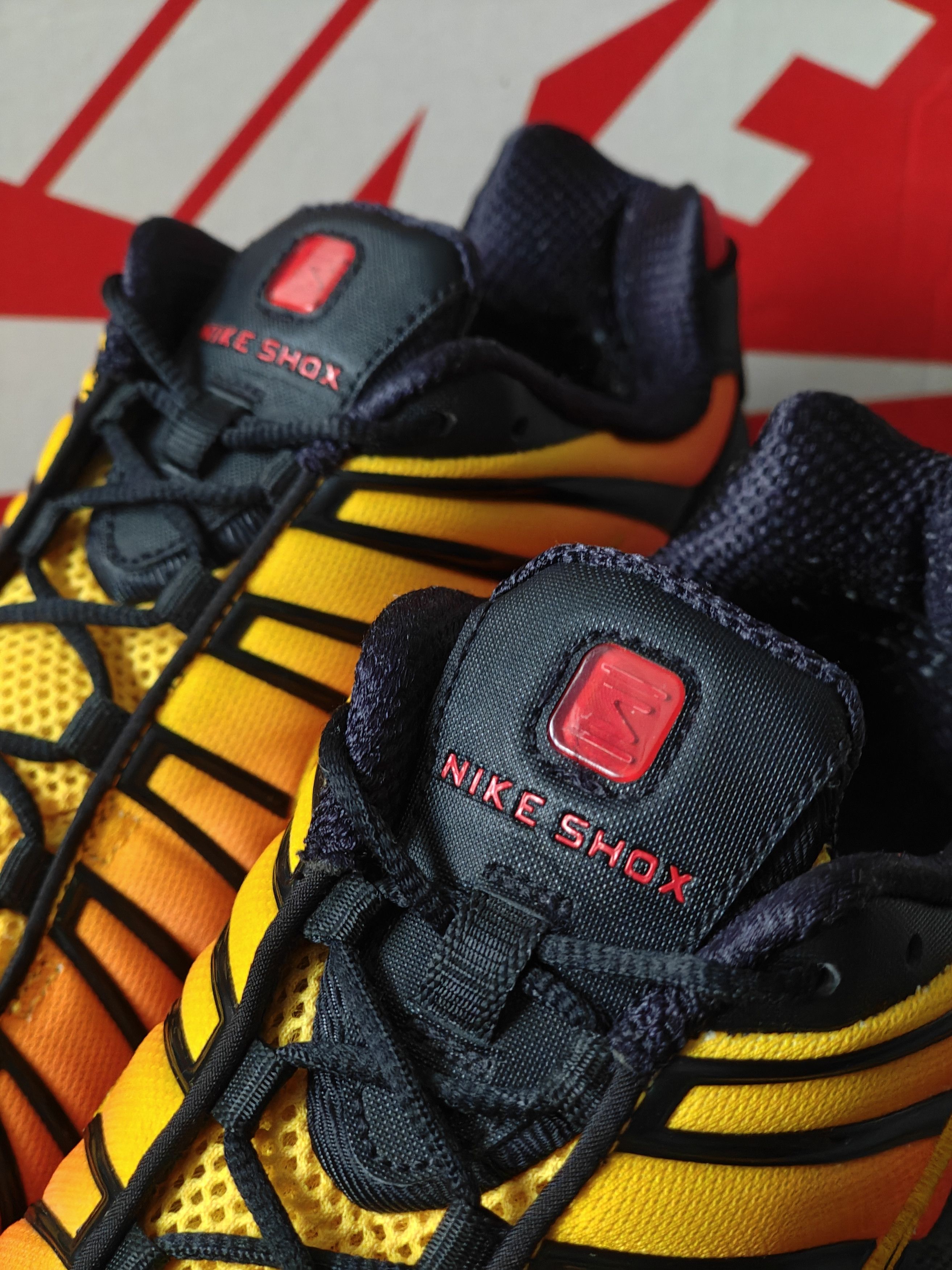 Nike Rare NIKE Shox TL "Sunrise Gradient" 44 Black Yellow Red Size US 10 / EU 43 - 7 Thumbnail