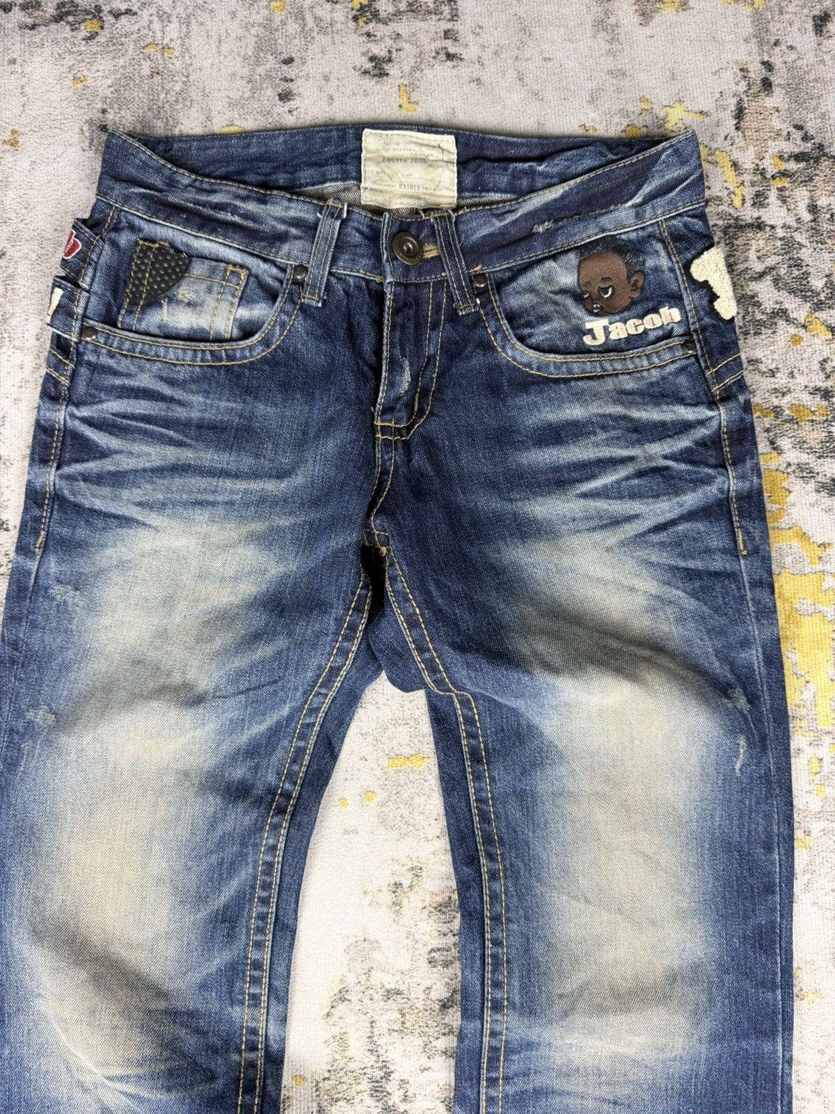 Le Grande Bleu (L.G.B.) Rare Lolita x Yoshitomo Nara Little Boy Jeans Size US 30 / EU 46 - 5 Thumbnail