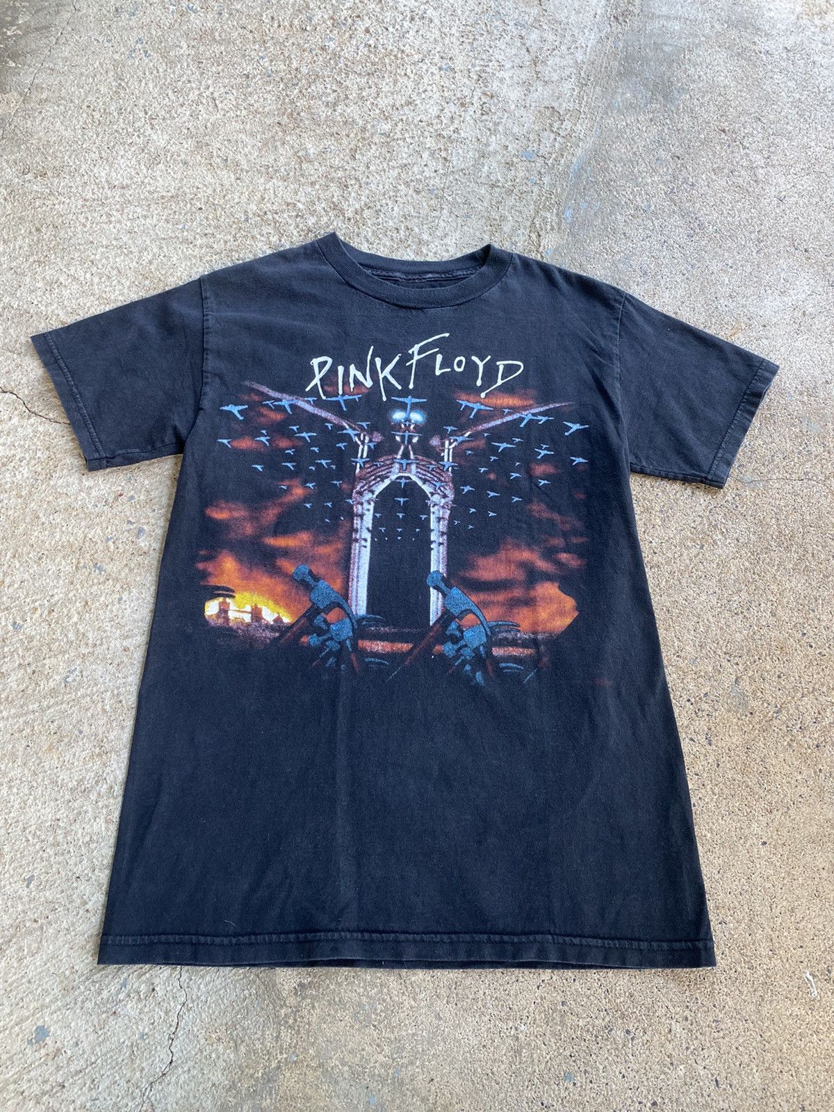 Band Tees × Vintage Vintage Y2K Pink Floyd Faded Shirt Size US S / EU 44-46 / 1 - 1 Thumbnail