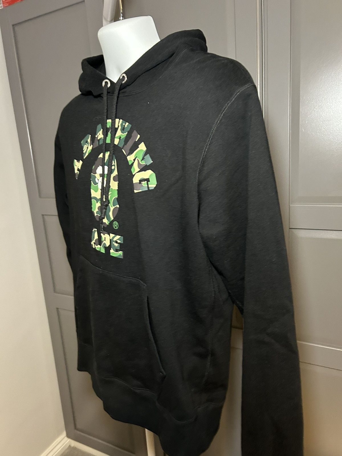 Bape BAPE A Bathing Ape Camo Logo Hoodie Black – Size L Authentic Size US L / EU 52-54 / 3 - 6 Thumbnail