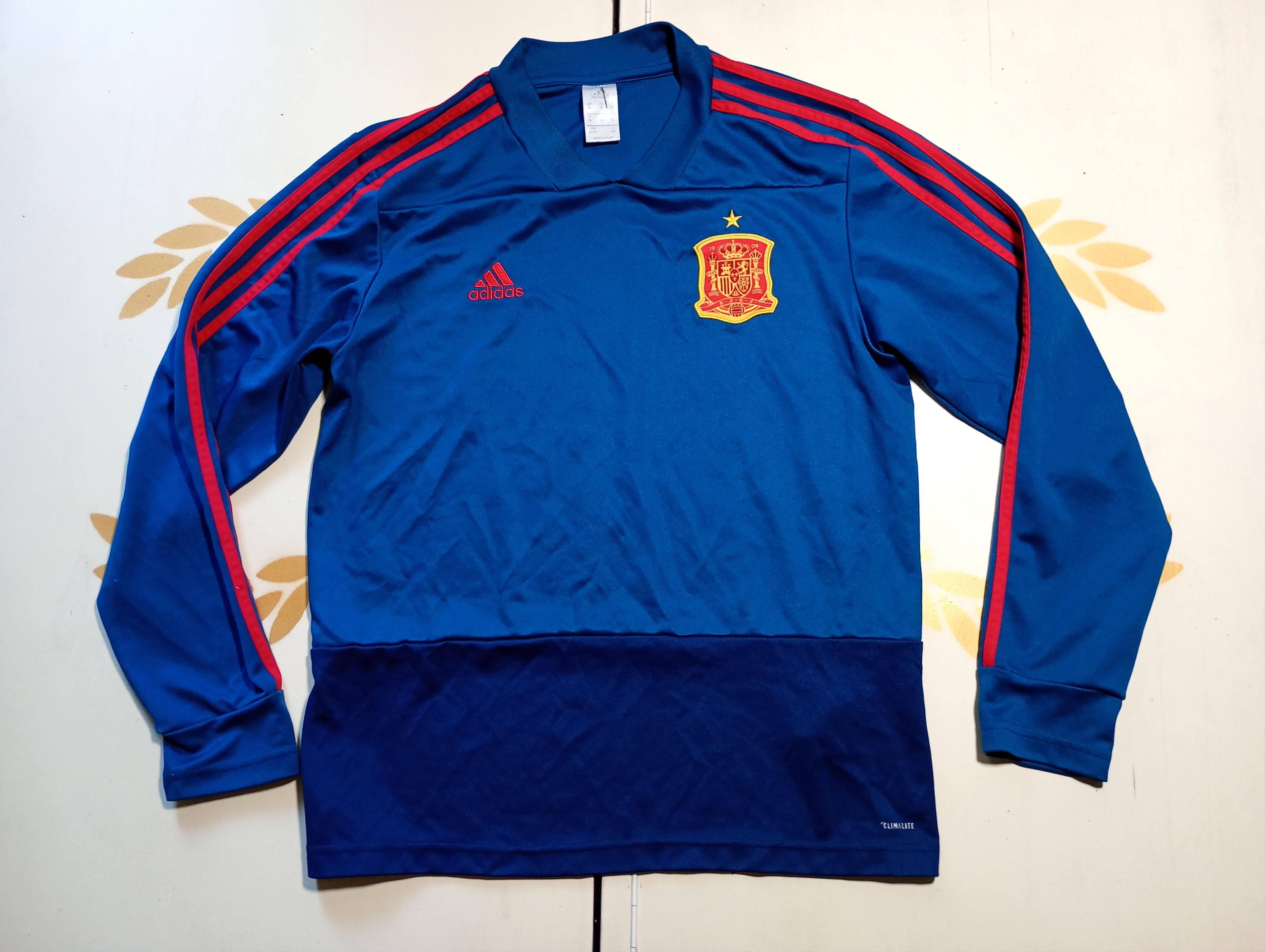 Adidas Adidas Spain Training Top 2017-2018 Size US XL / EU 56 / 4 - 1 Thumbnail