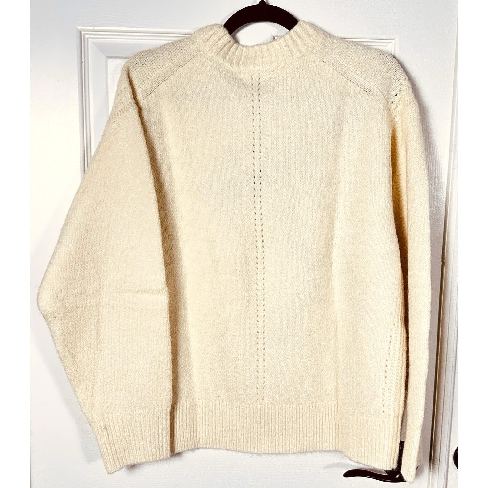 J.Crew J.Crew Womens Relaxed Bow Print Crewneck Pullover Small Crea Size S / US 4 / IT 40 - 8 Thumbnail