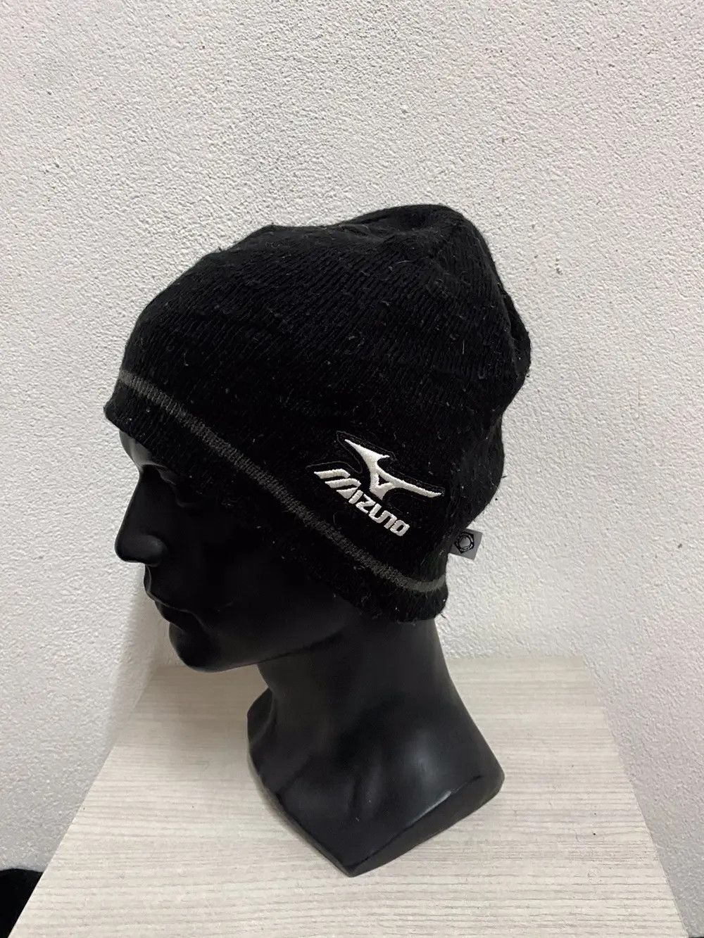 Mizuno × Vintage Mizuno Small Logo Beanie Hat Size ONE SIZE - 2 Thumbnail
