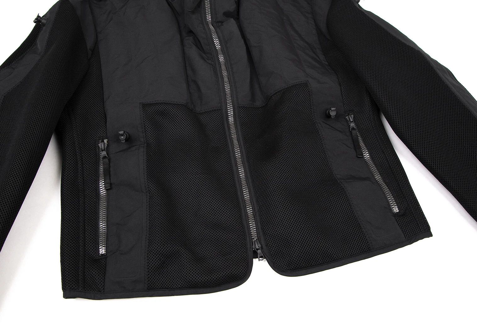 Issey Miyake Air Valve Mesh Design Bonding Jacket in Black 2 Size US M / EU 48-50 / 2 - 8 Thumbnail