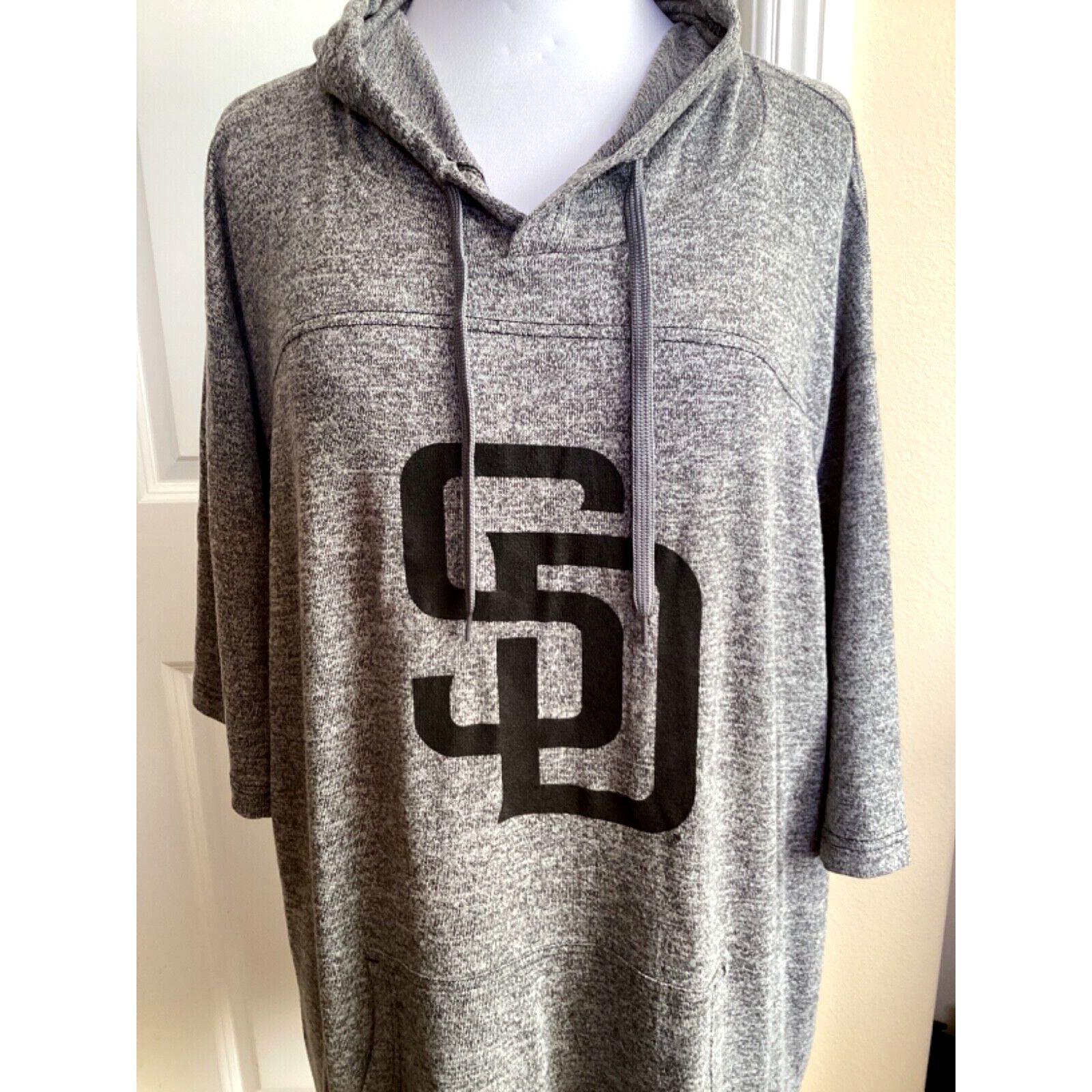 Stitch's Jeans SAN DIEGO PADRES SHORT SLEEVE CHARCOAL FLEECE HOODIE 2X Size XXL / US 16-18 / IT 52-54 - 5 Thumbnail