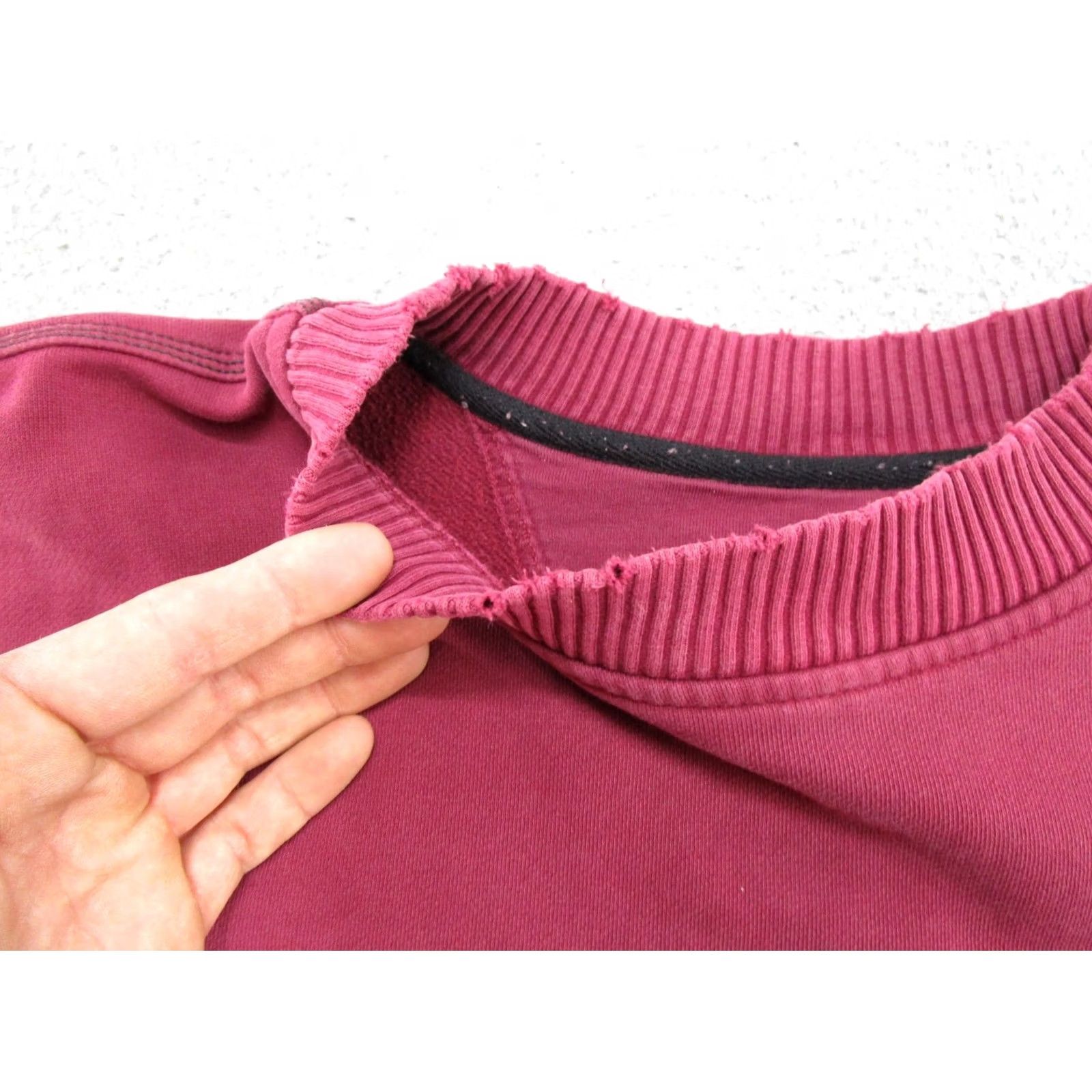 Adidas VINTAGE Adidas Equipment EQT Sweatshirt Red Big Logo Size L Embroidered Size US L / EU 52-54 / 3 - 4 Thumbnail