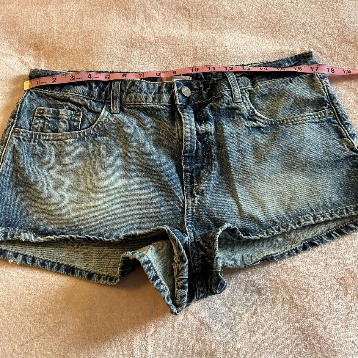 Bdg BDG blue denim high waisted short shorts size 31 Size 31" - 6 Thumbnail