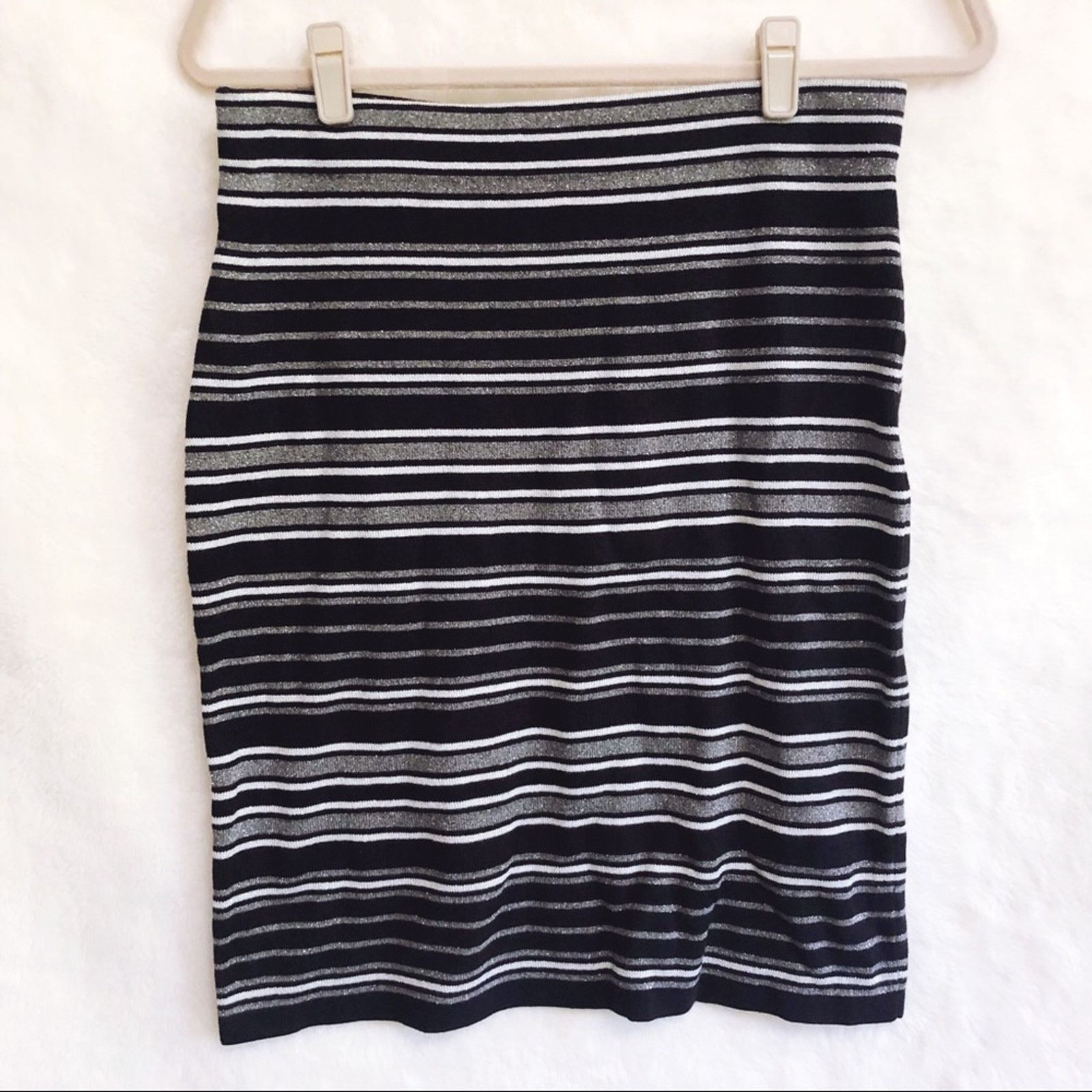 Loft LOFT Grey Striped Sweater Pencil Skirt Size 30" / US 8 / IT 44 - 6 Thumbnail