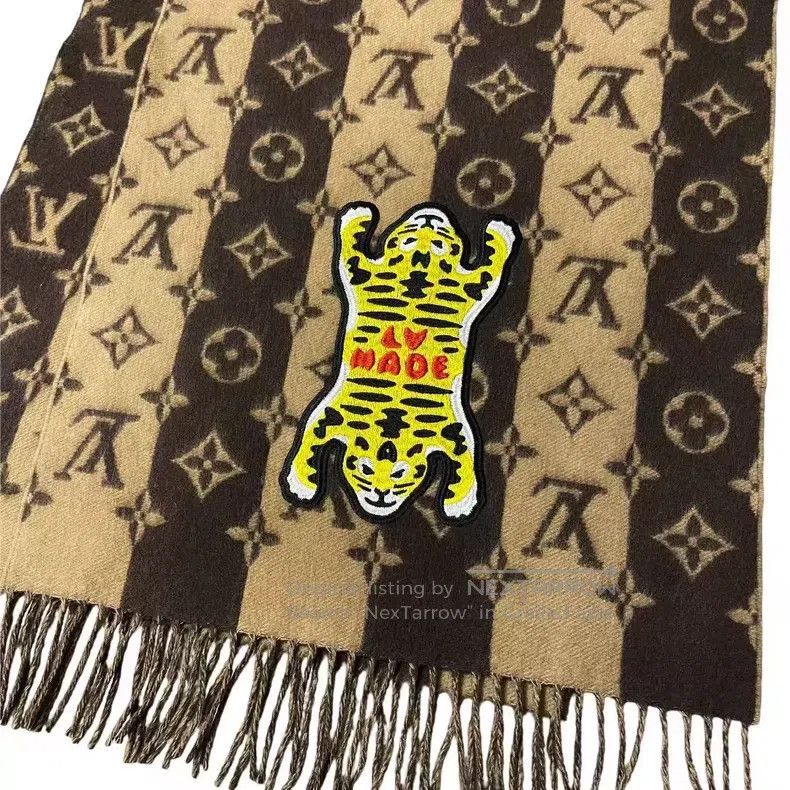 Louis Vuitton Louis Vuitton Brown Tiger Cashmere Scarf Size ONE SIZE - 5 Thumbnail