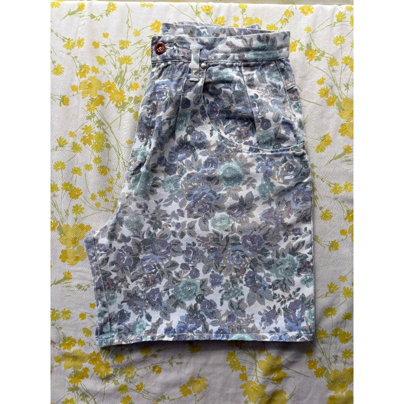 Vintage Vintage 90s Mom Denim Shorts Sz 13/14 Floral Cafe La Vie Size 30" / US 8 / IT 44 - 6 Thumbnail