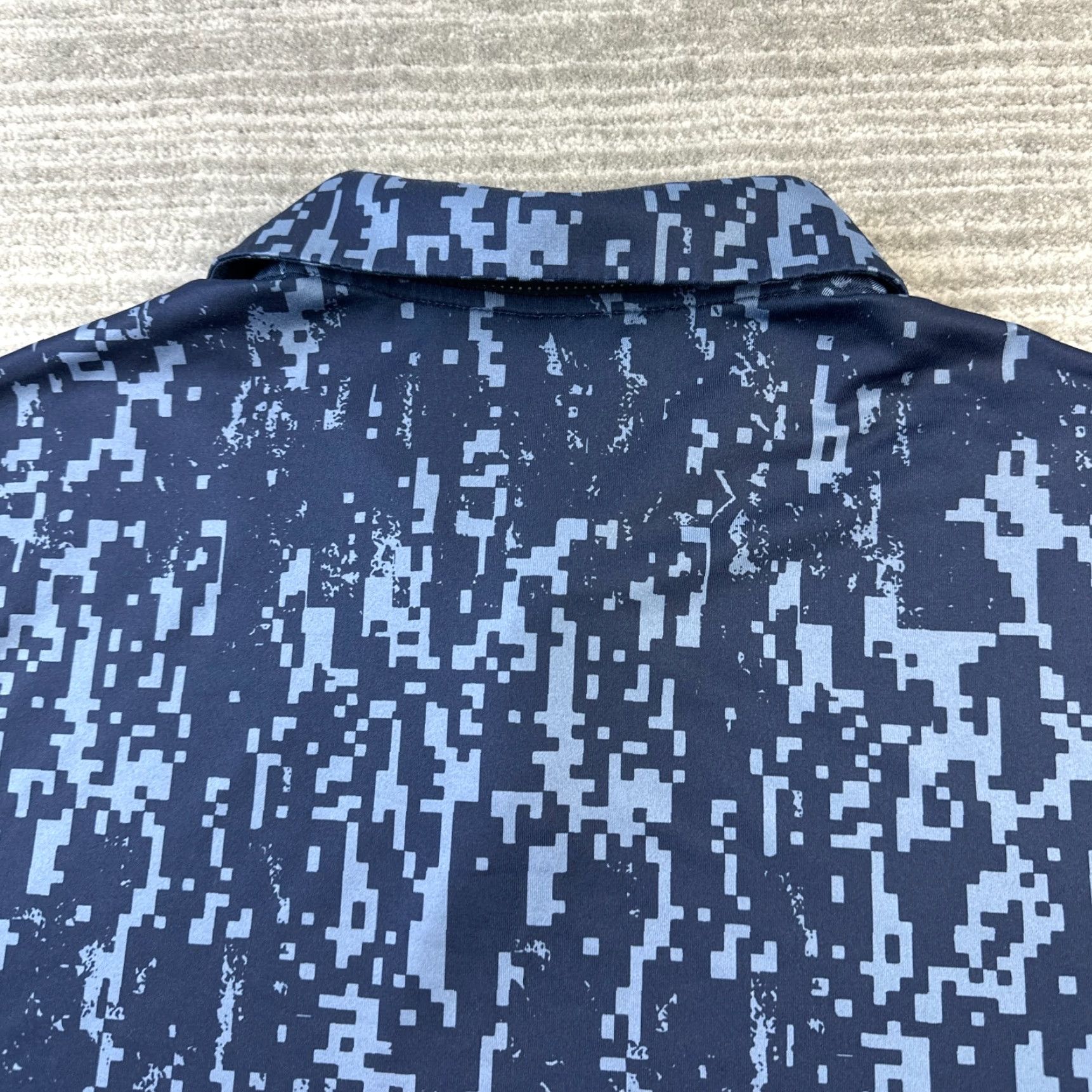Nike Nike Polo Shirt Mens Large Blue Vapor Digital Camo Dri Fit Golf Geometric Shirt Polo Mens Large Blue Vapor Digital Camo Dri Fit Geometric Size US L / EU 52-54 / 3 - 5 Thumbnail