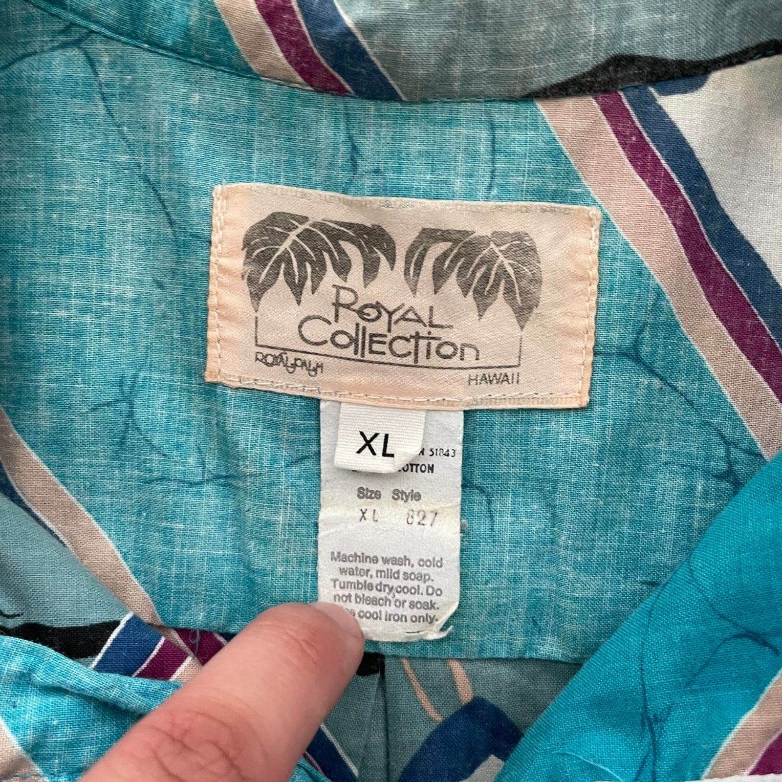 Vintage Vintage Royal Collection Light Blue Hawaiian Shirt Size US XL / EU 56 / 4 - 4 Thumbnail